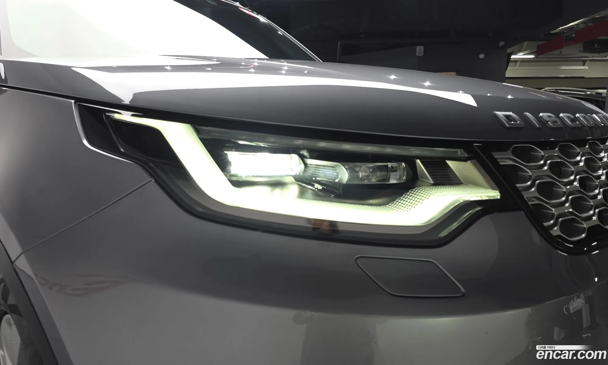 Land Rover Discovery 5 2025 — 35