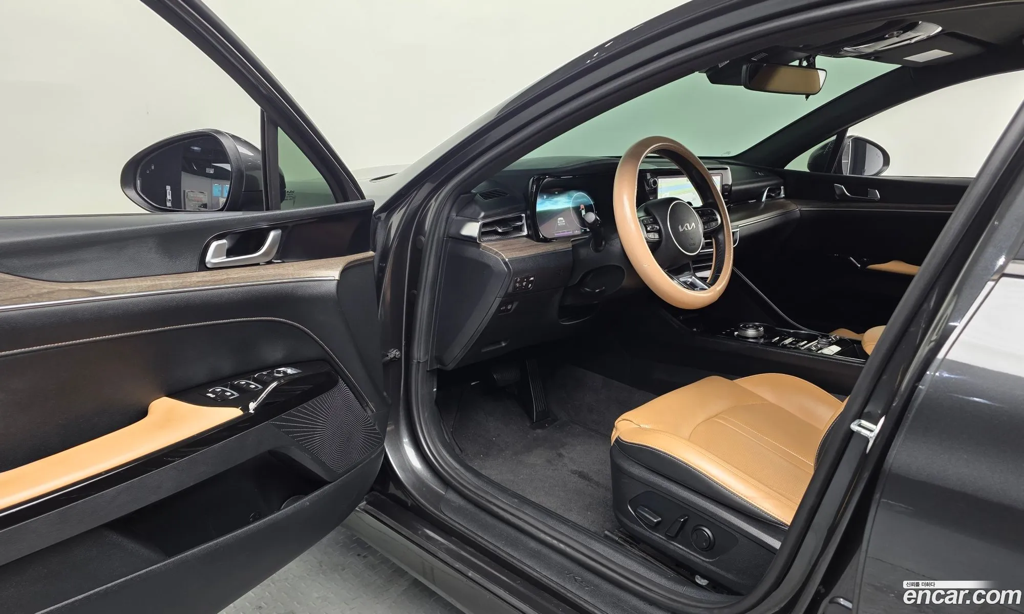 Kia K5 Hybrid 2021 — 2