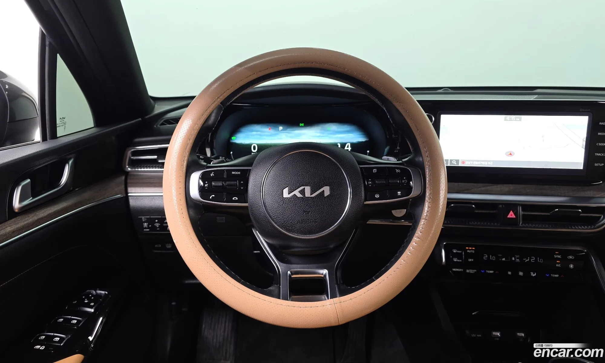 Kia K5 Hybrid 2021 — 13