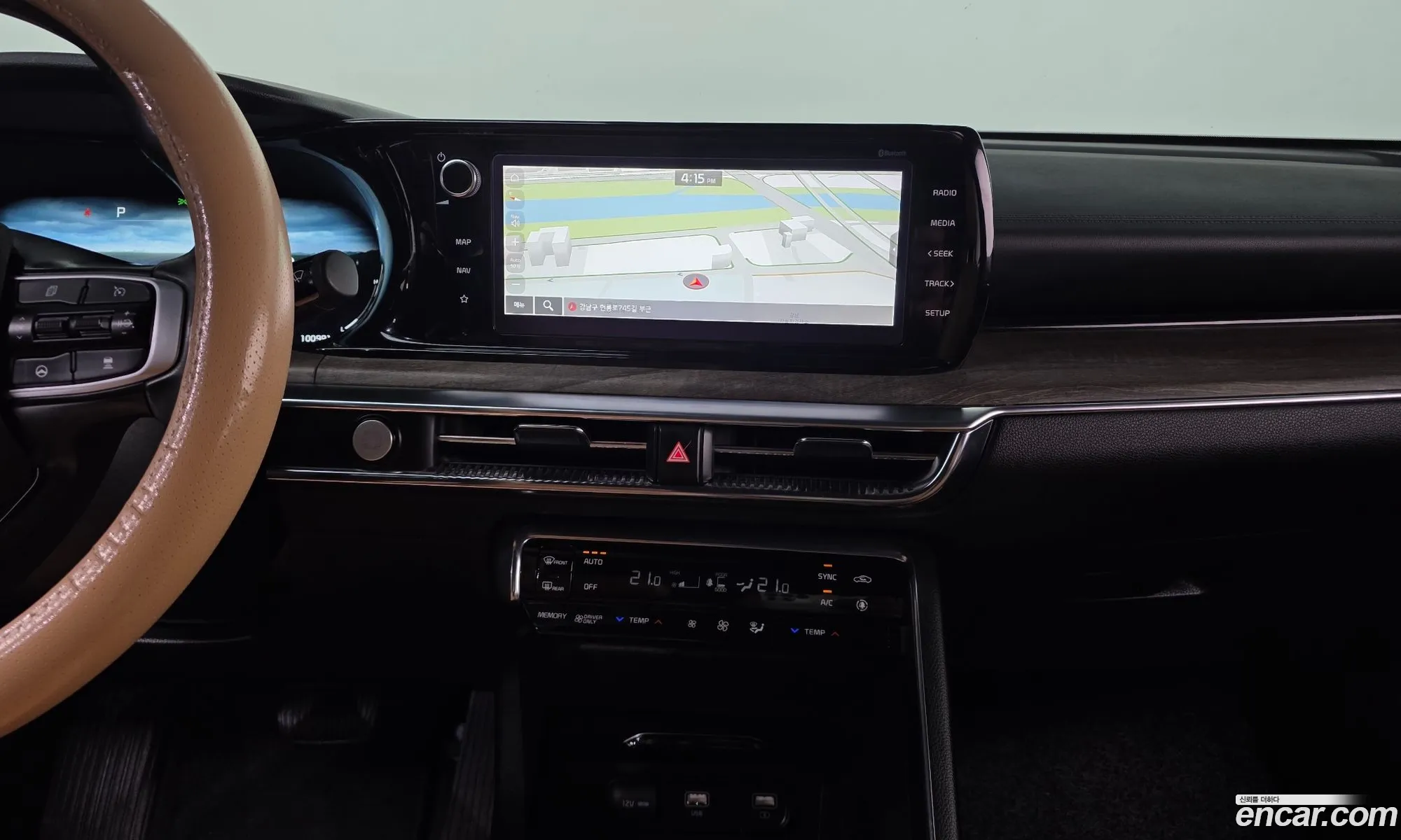 Kia K5 Hybrid 2021 — 16