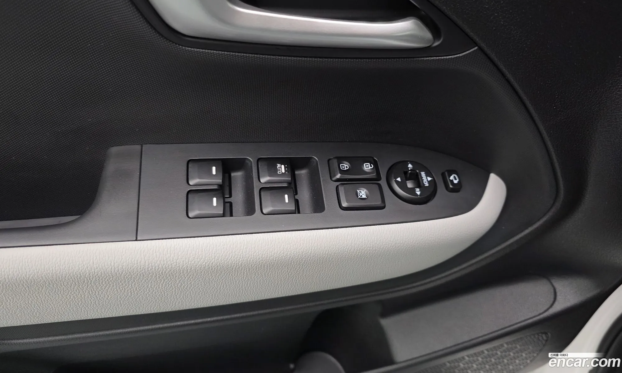 Kia Kia Ray EV 2025 — 24