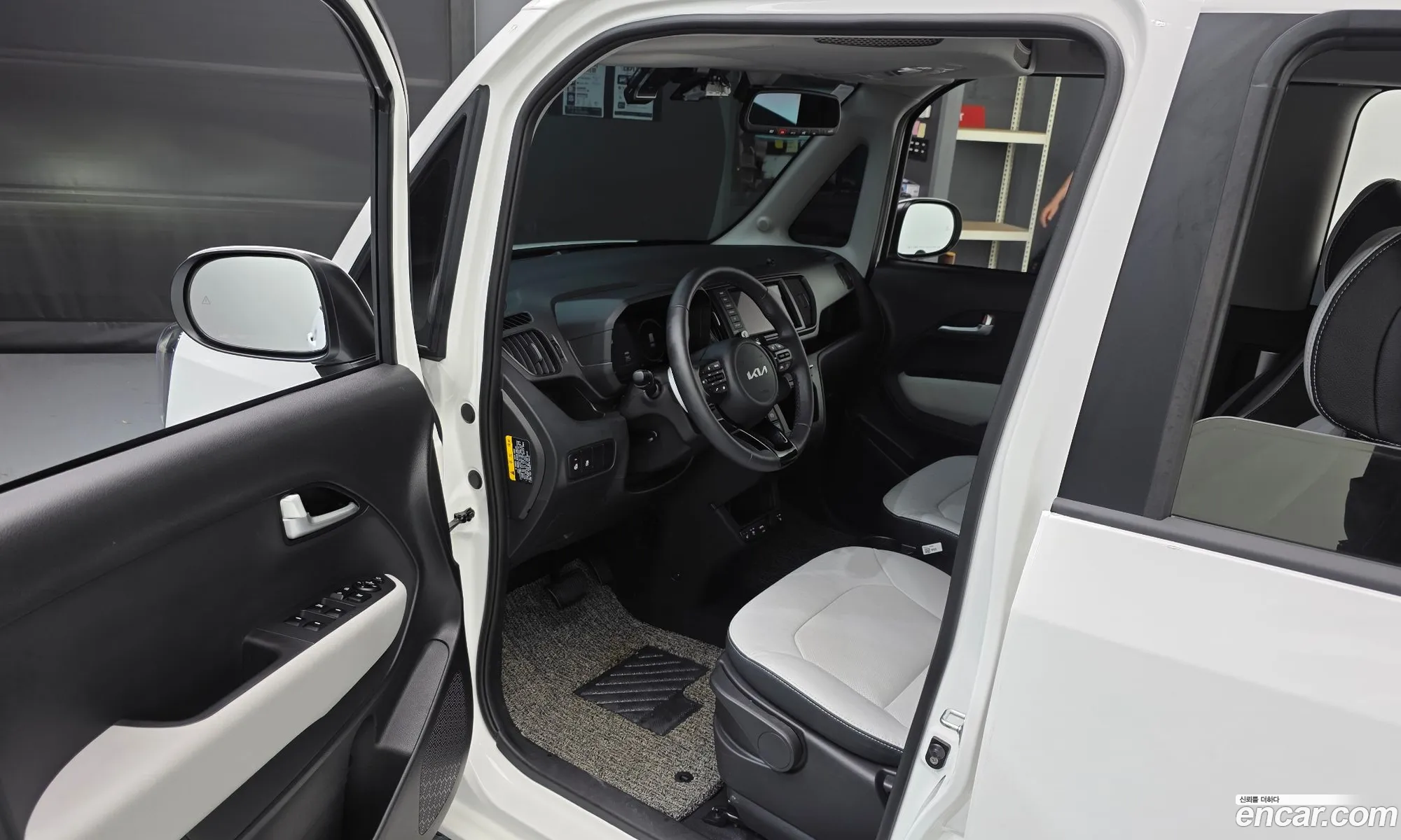 Kia Kia Ray EV 2025 — 16