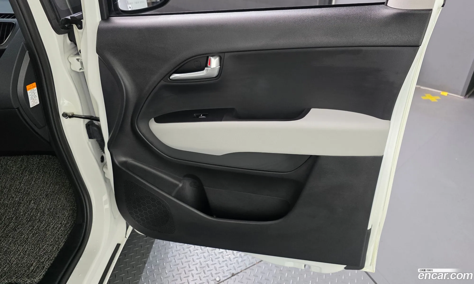 Kia Kia Ray EV 2025 — 31