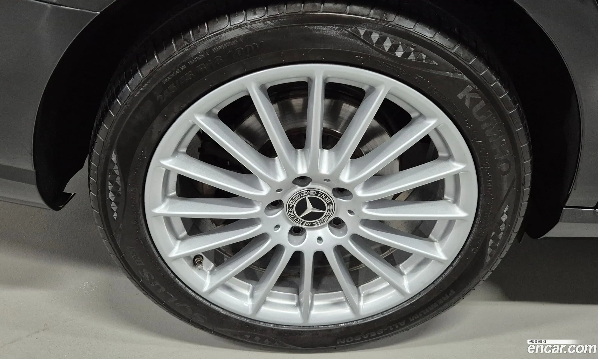 Mercedes-Benz E-Class W213 2021 — 16