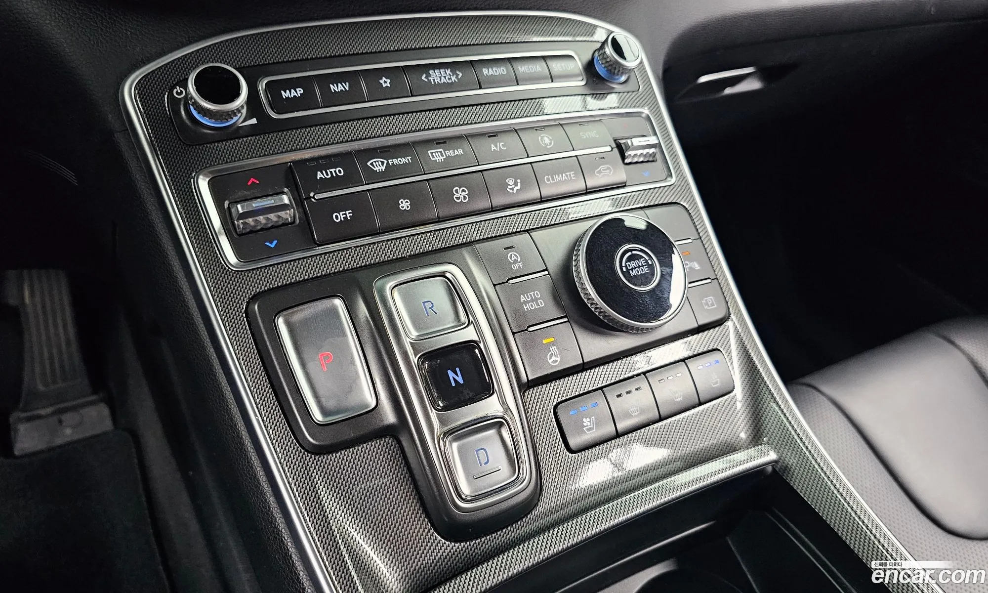 Hyundai Santa Fe 2023 — 7