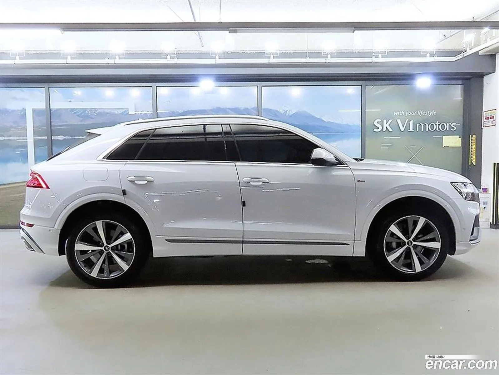 Audi Q8 2021 — 11