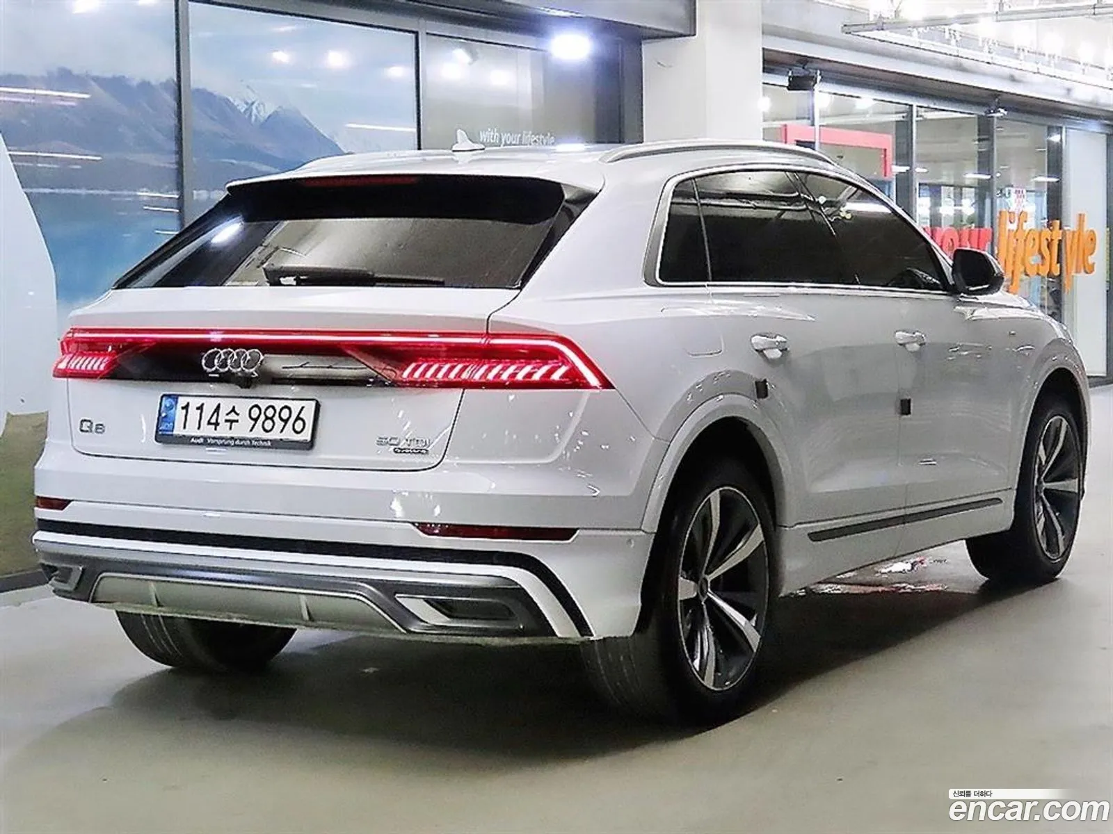 Audi Q8 2021 — 14