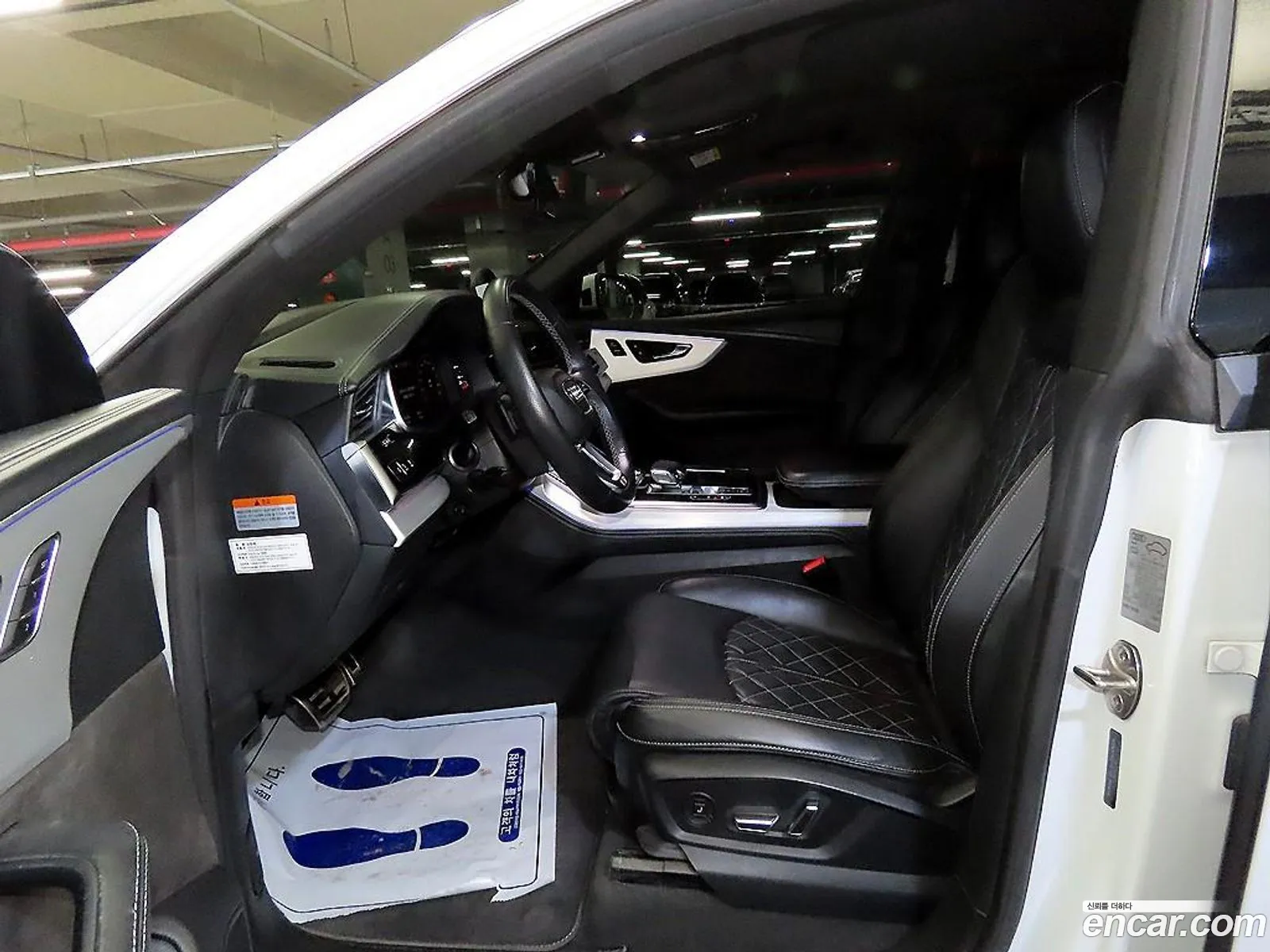 Audi Q8 2021 — 2