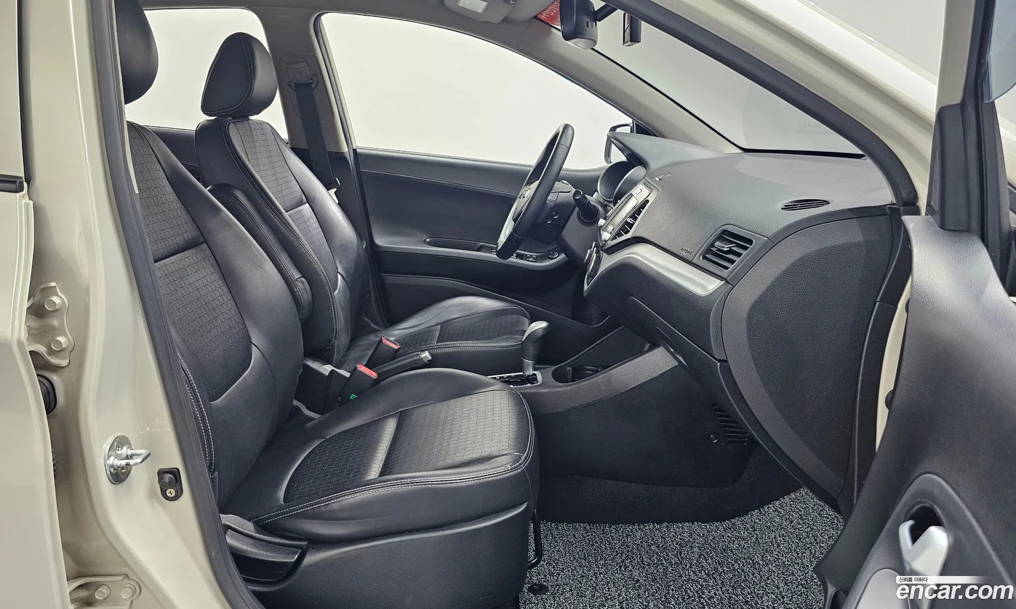 Kia Morning 2016 — 26
