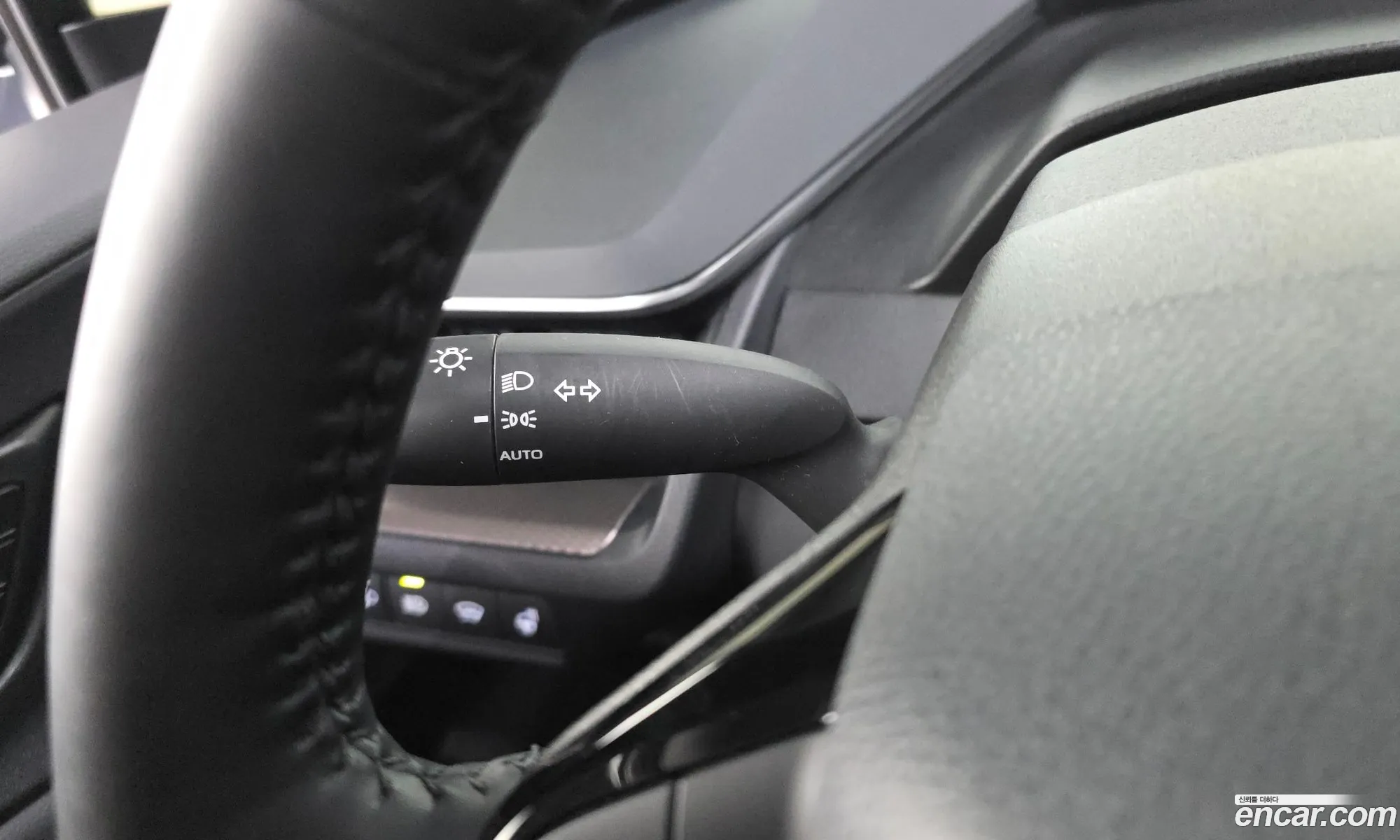 Toyota Prius 2023 JTDACBAU7R3014935 — 6