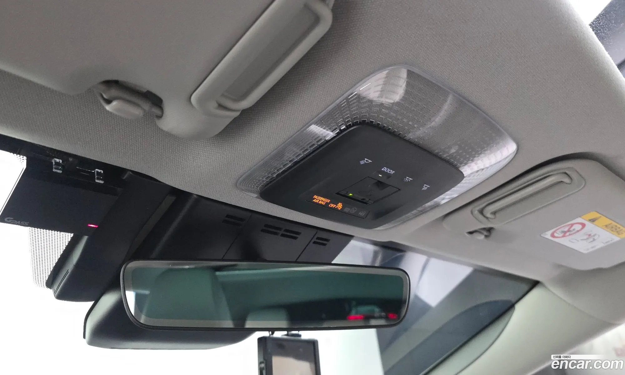 Toyota Prius 2023 JTDACBAU7R3014935 — 17
