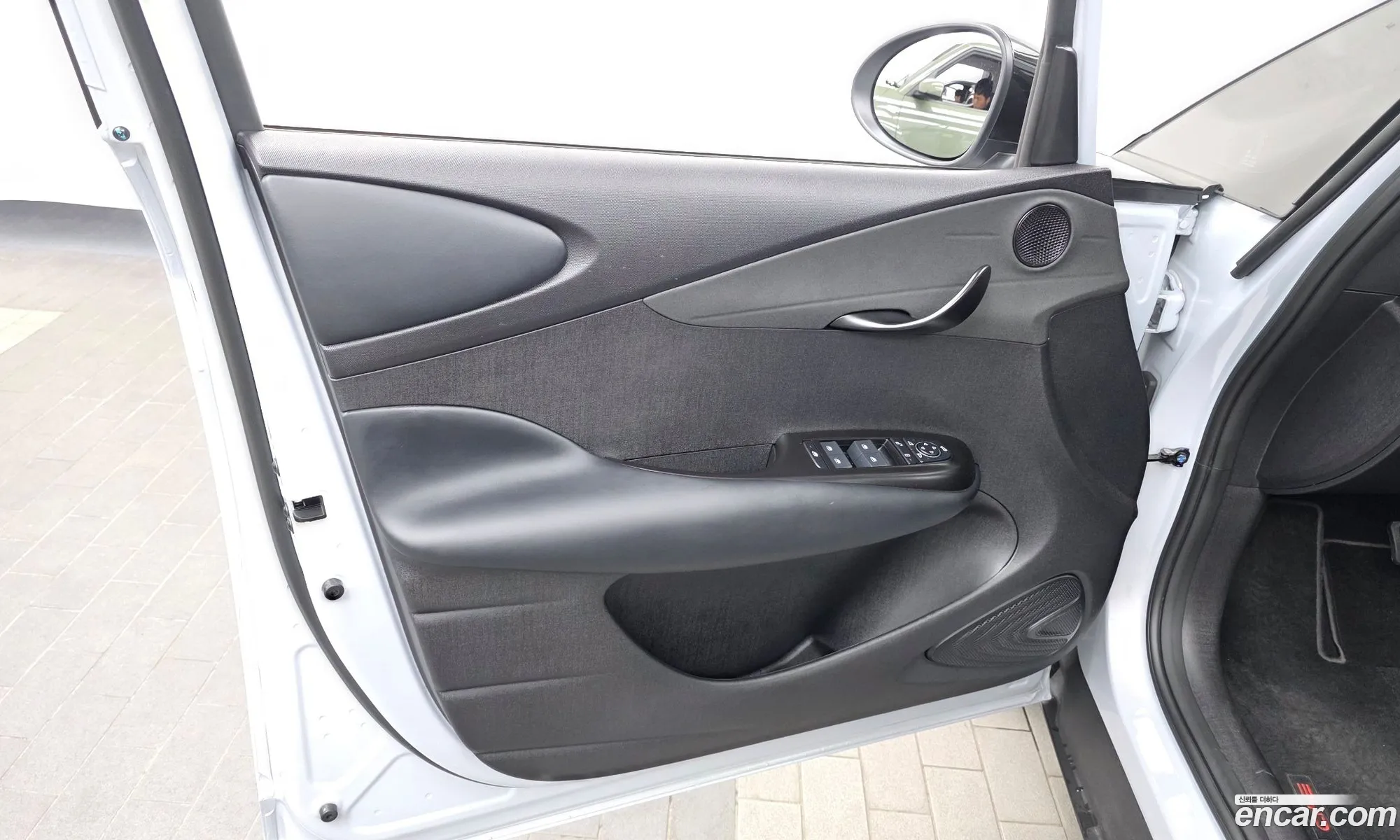 BYD Dolphin 2026 LGXCE4CC3T2158520 — 27