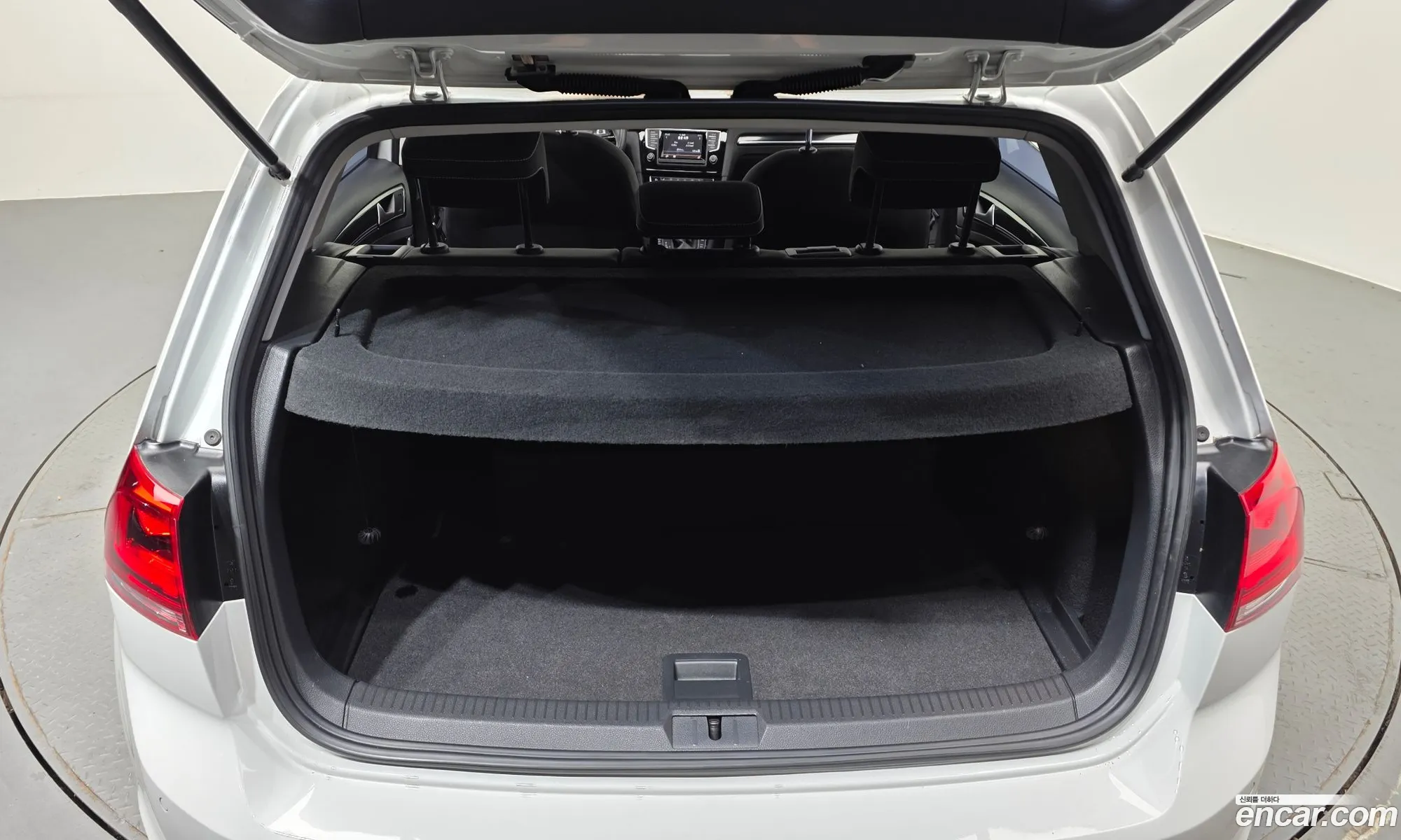 Volkswagen Golf 7th Gen 2014 — 9