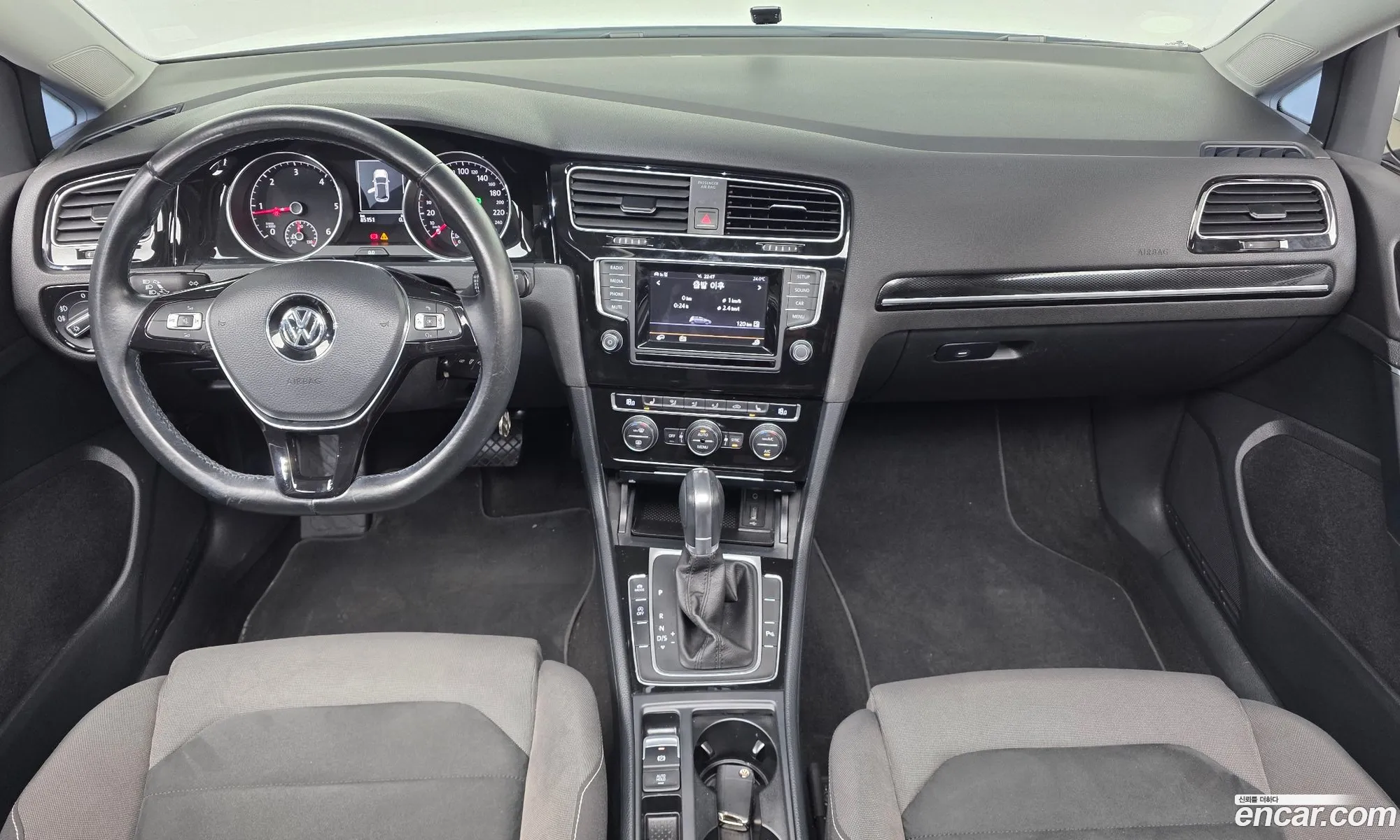 Volkswagen Golf 7th Gen 2014 — 14