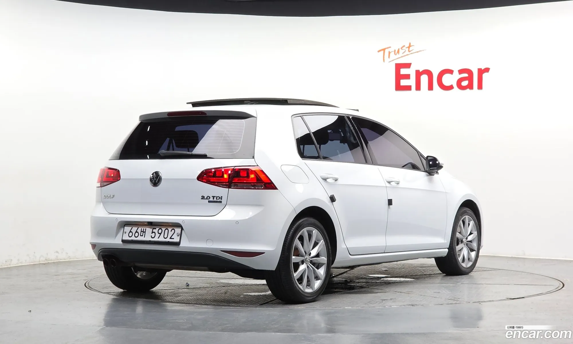 Volkswagen Golf 7th Gen 2014 — 20