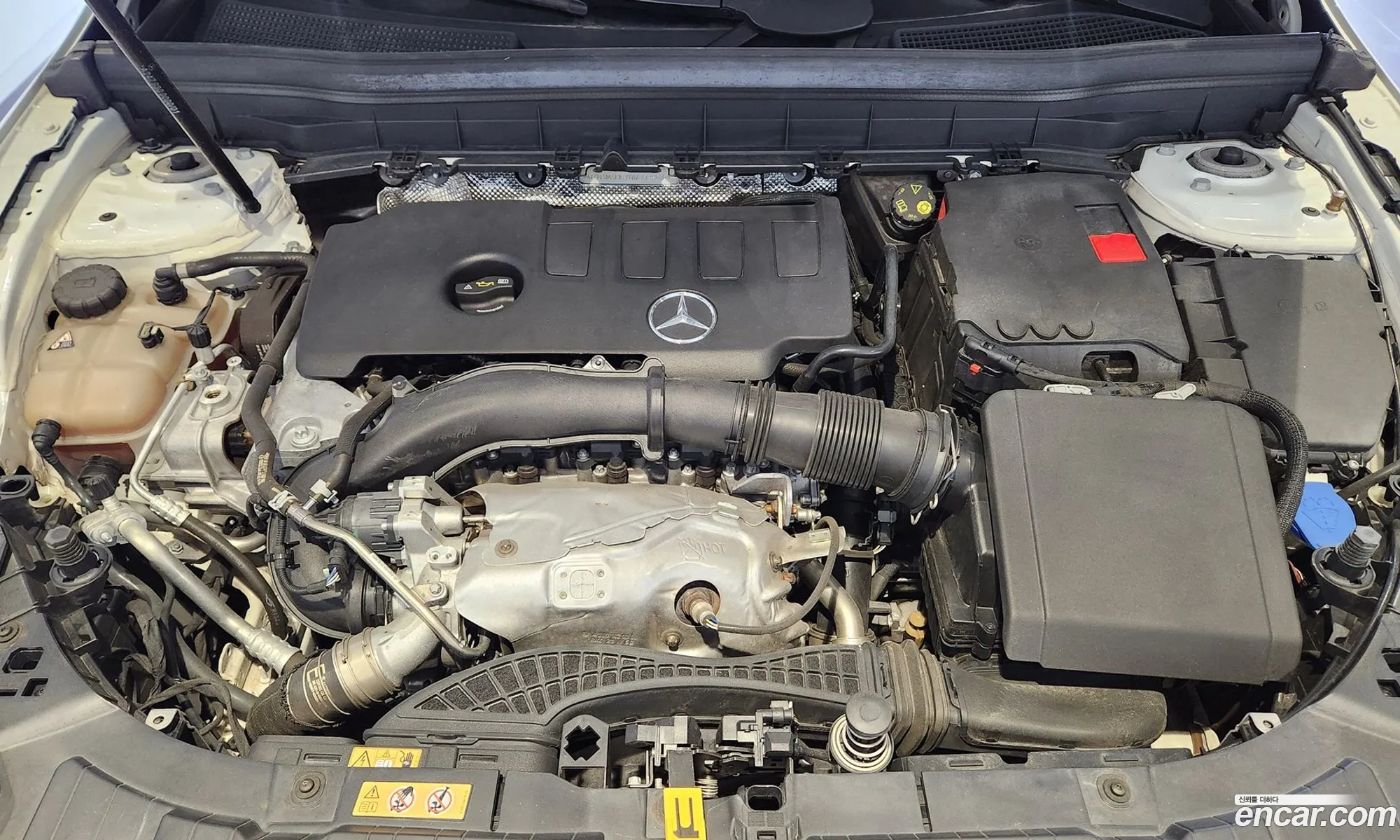 Mercedes-Benz GLB-Class X247 2022 — 15