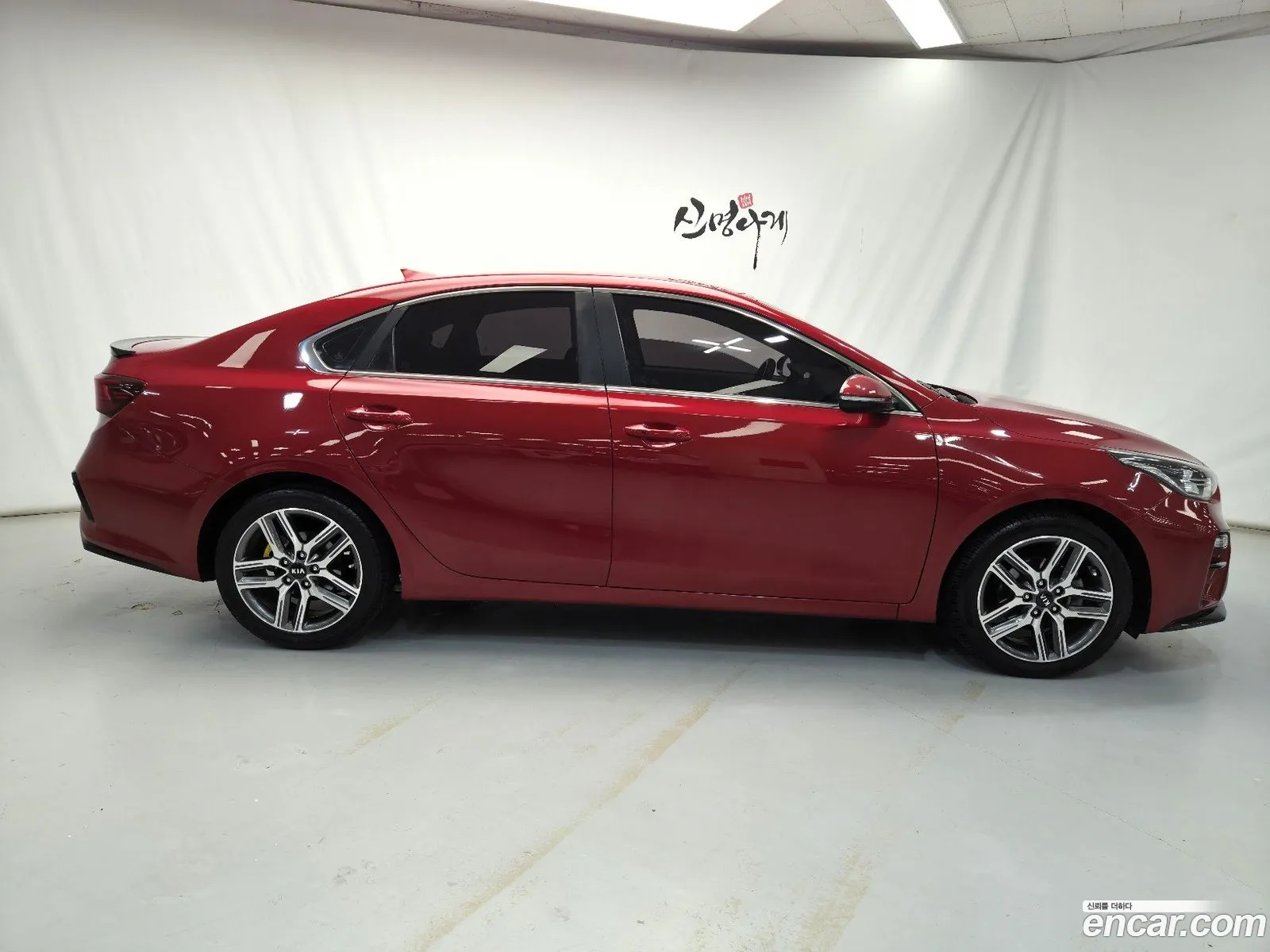 Kia K3 2018 — 16