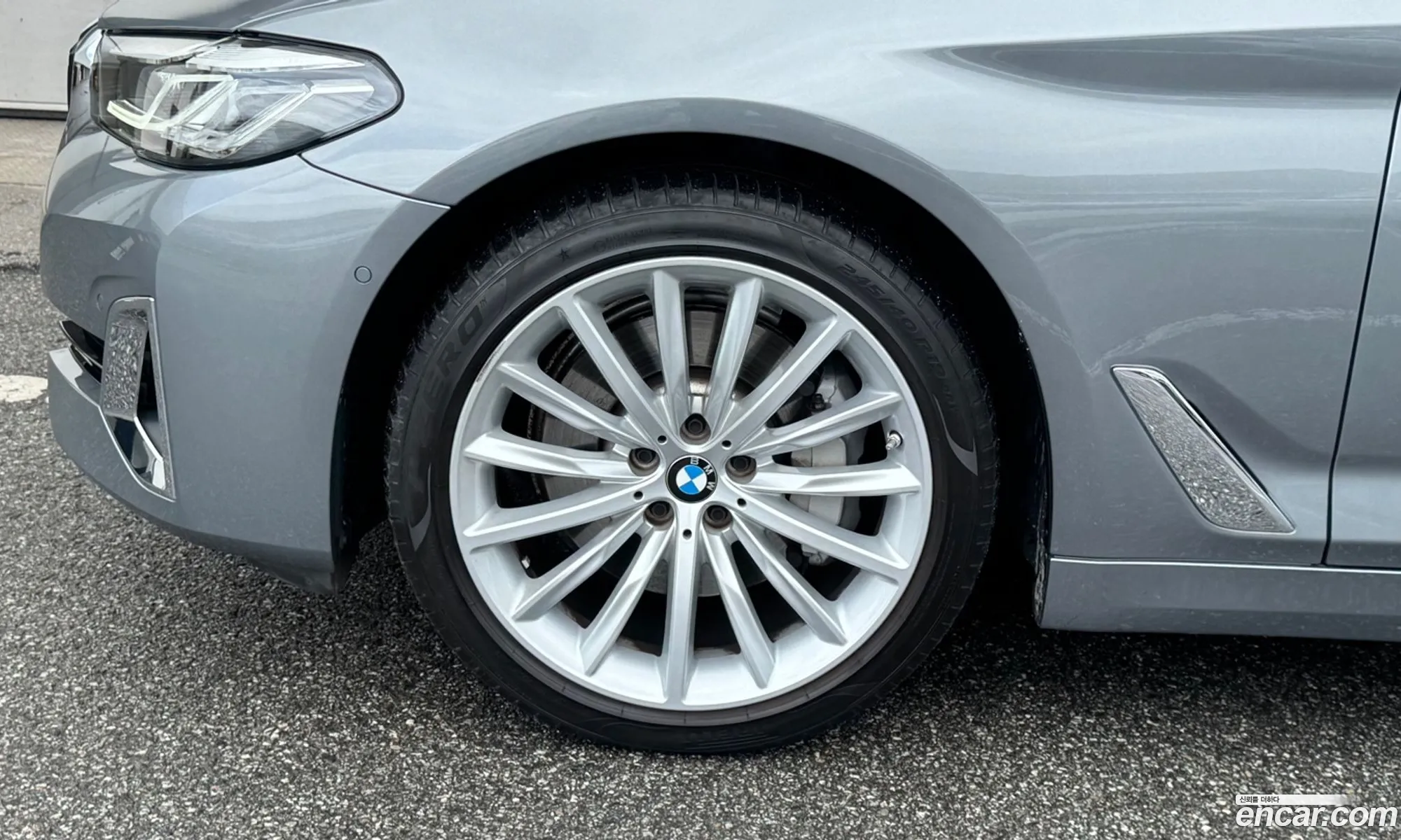 BMW 5 Series 2023 — 10