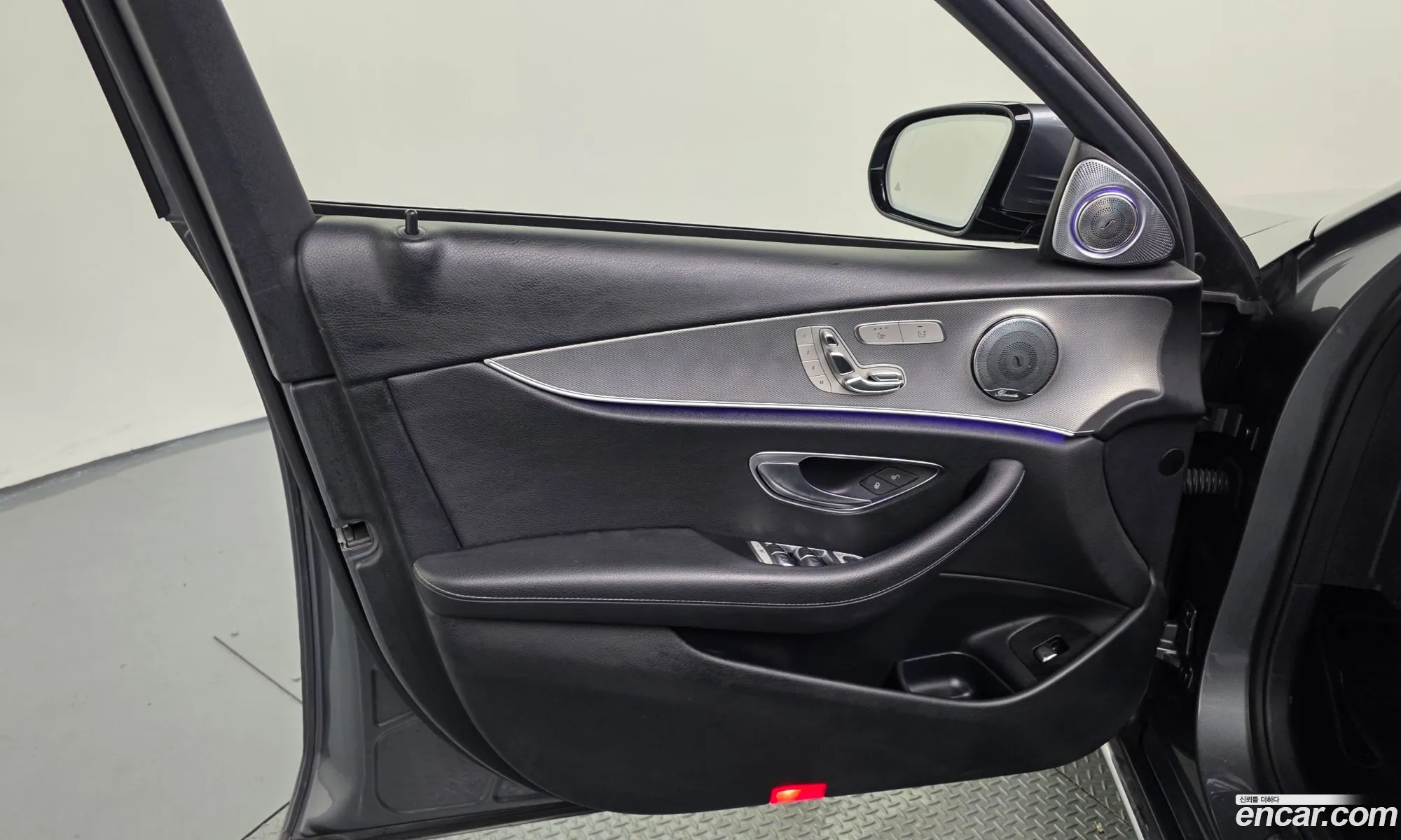 Mercedes-Benz E-Class W213 2018 — 3