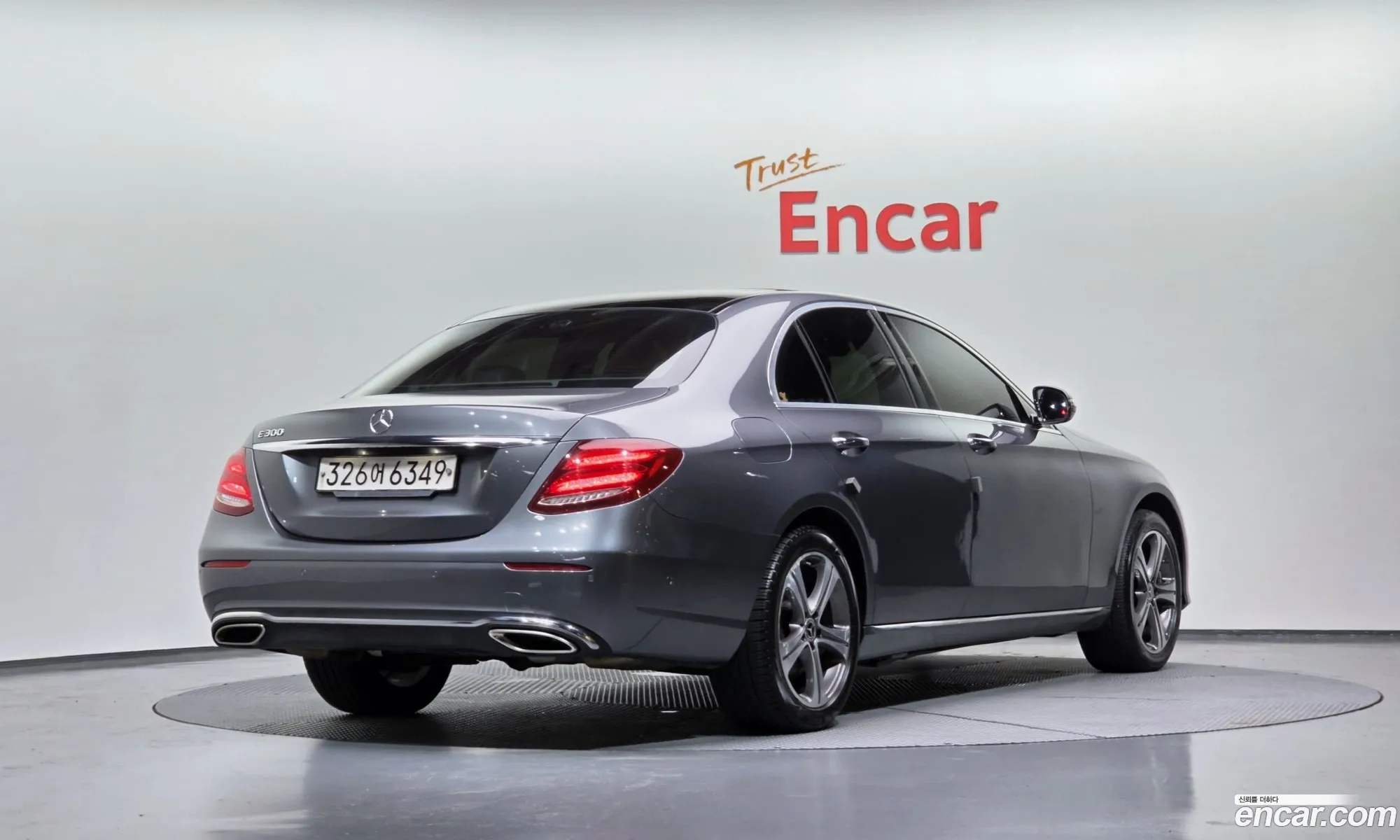 Mercedes-Benz E-Class W213 2018 — 26