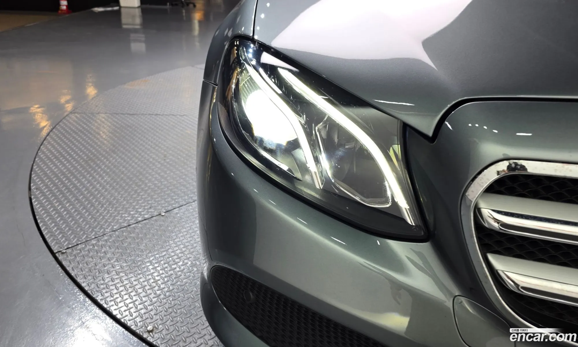 Mercedes-Benz E-Class W213 2018 — 27