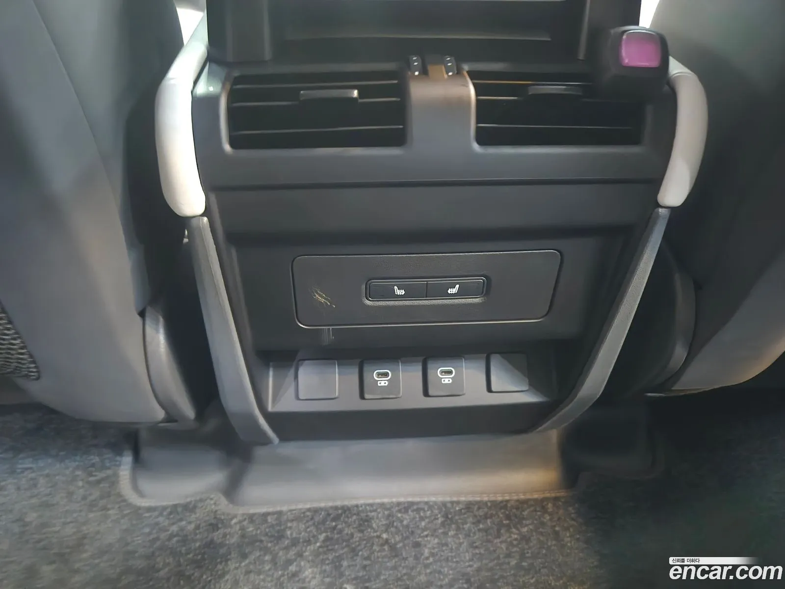 Land Rover Defender 2025 — 15
