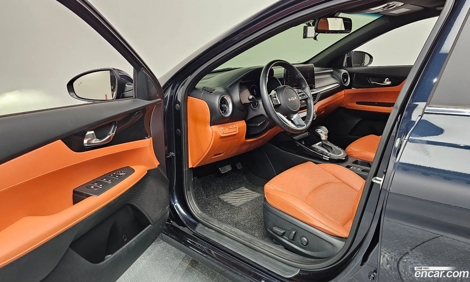 Kia K3 2022 — 23