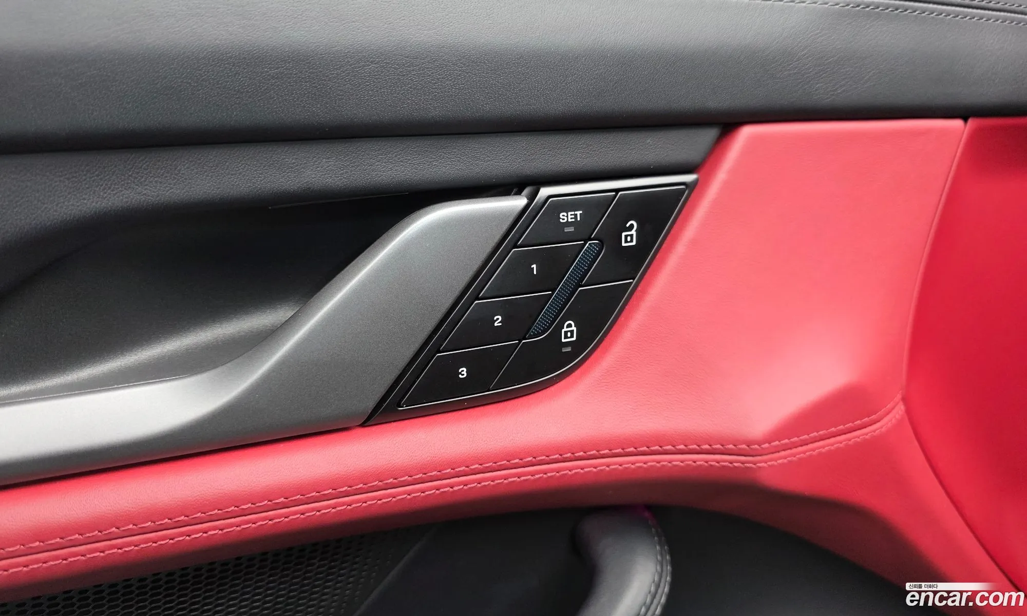 Porsche Taycan 2025 WP0AB2Y13SSA41059 — 25