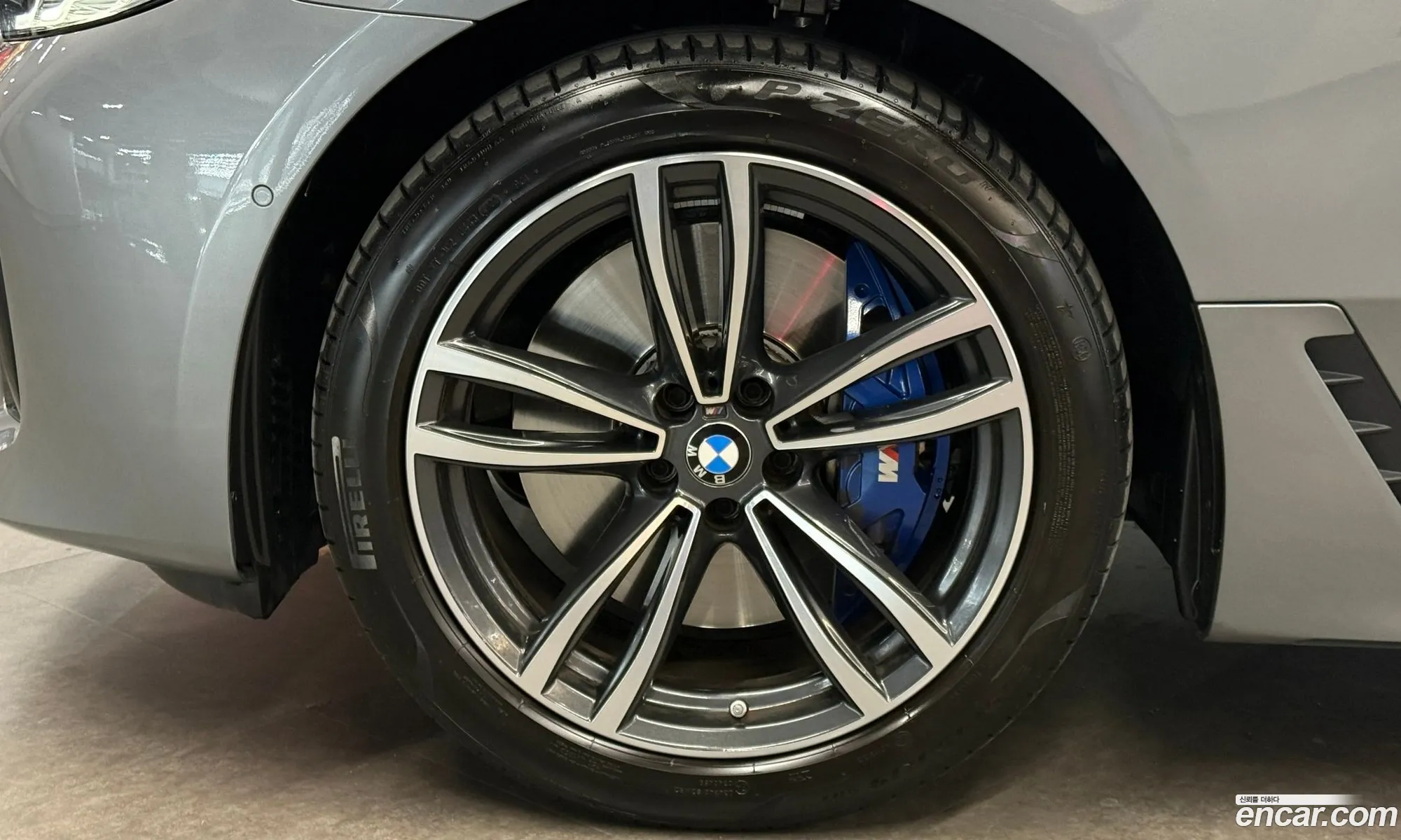 BMW 6 Series GT 2023 — 3