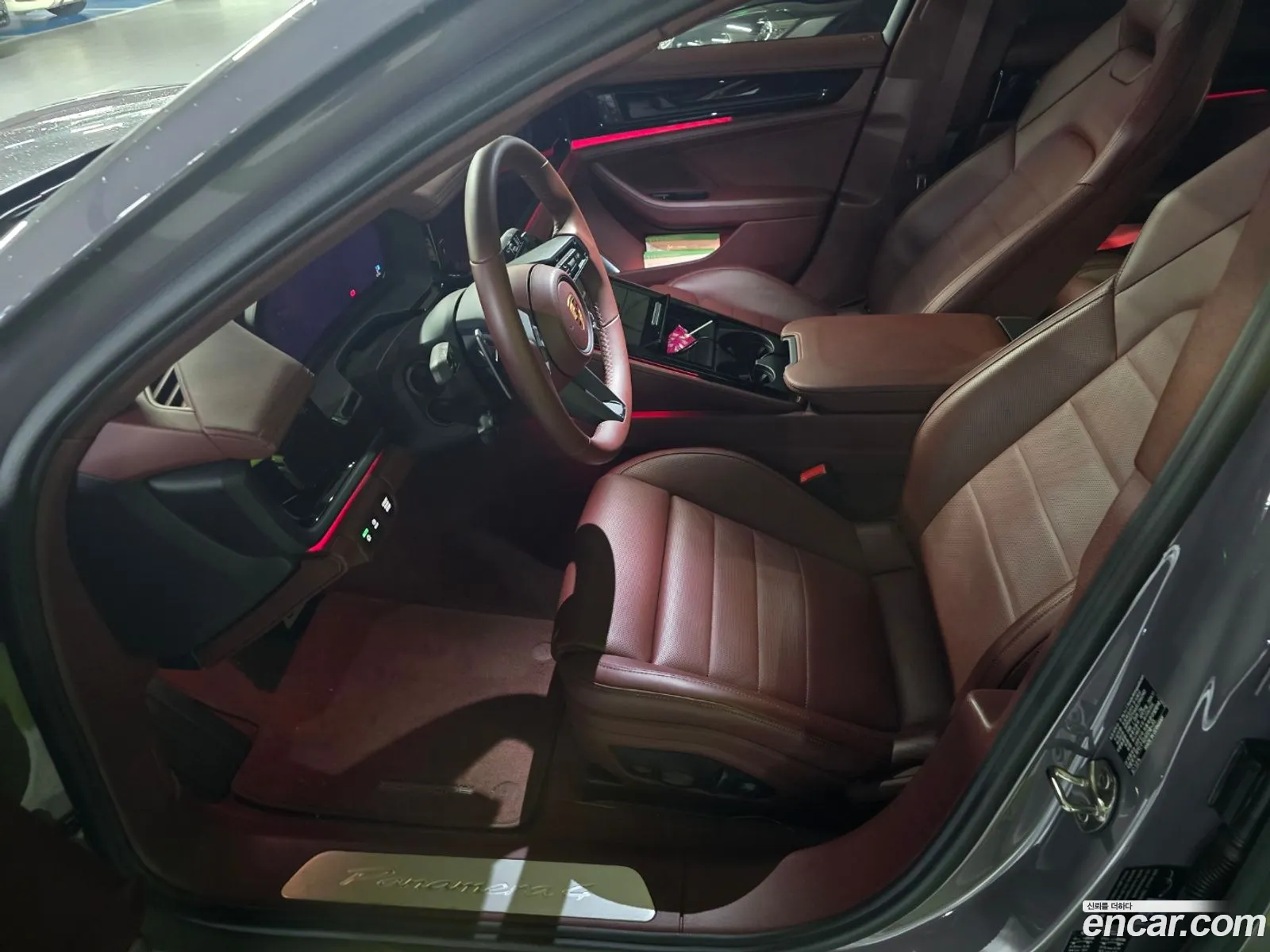 Porsche Panamera 2025 — 4