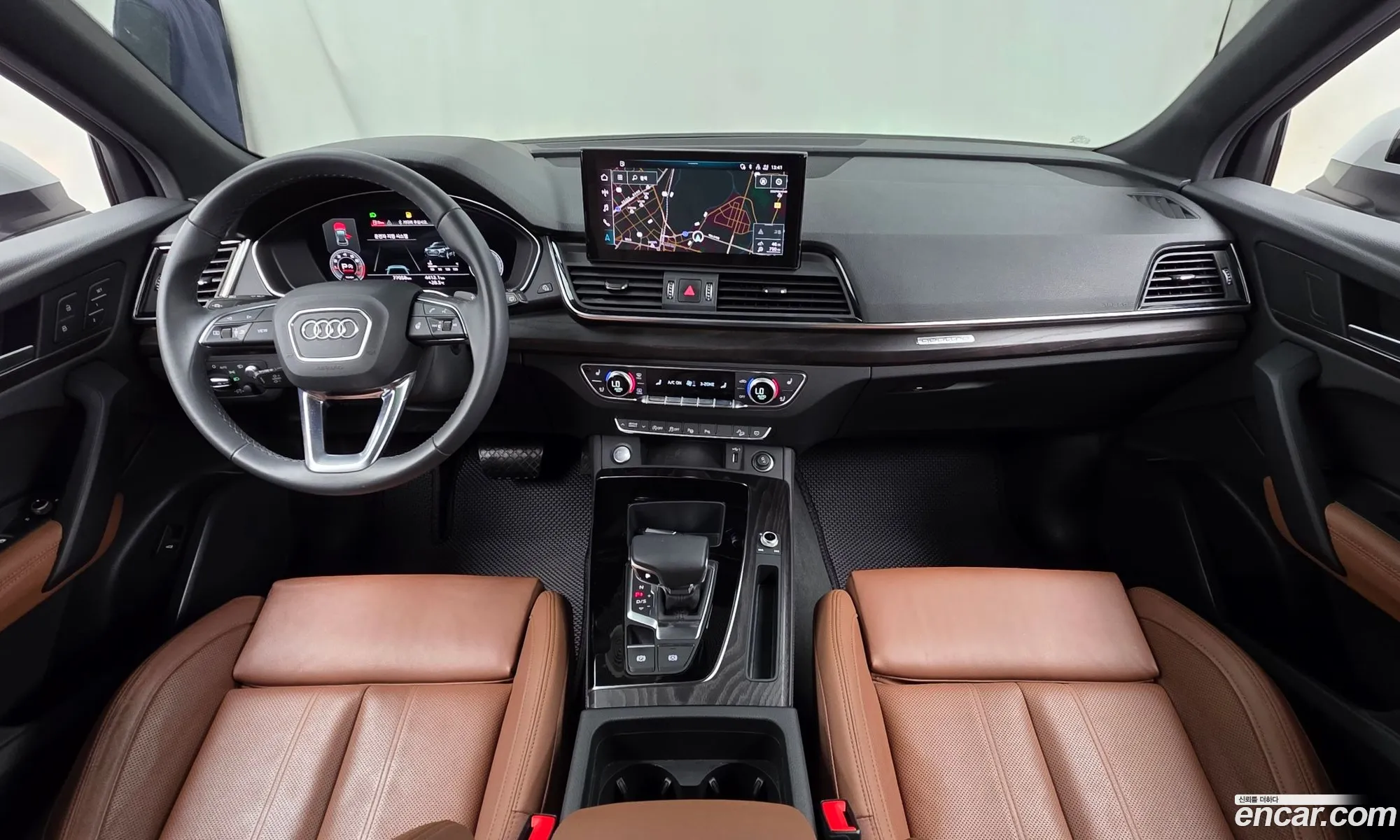 Audi Q5 2023 WAUZZZFY6P2041002 — 30