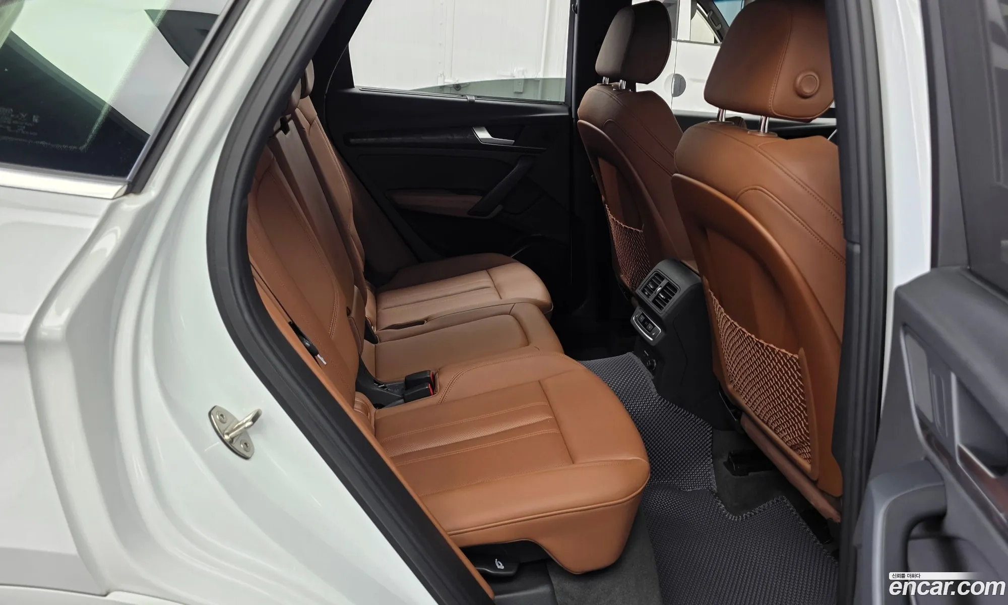 Audi Q5 2023 WAUZZZFY6P2041002 — 13