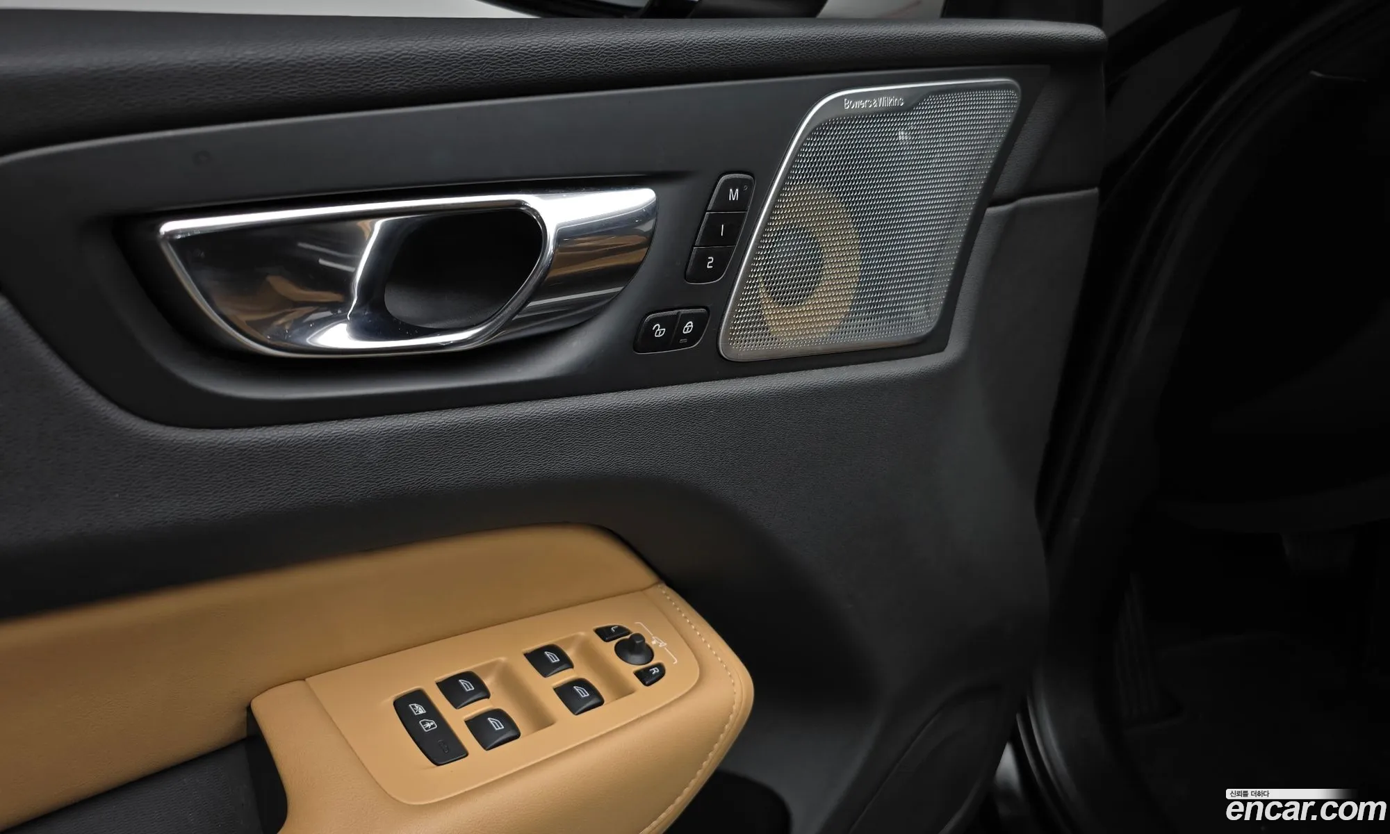 Volvo XC60 2020 — 22