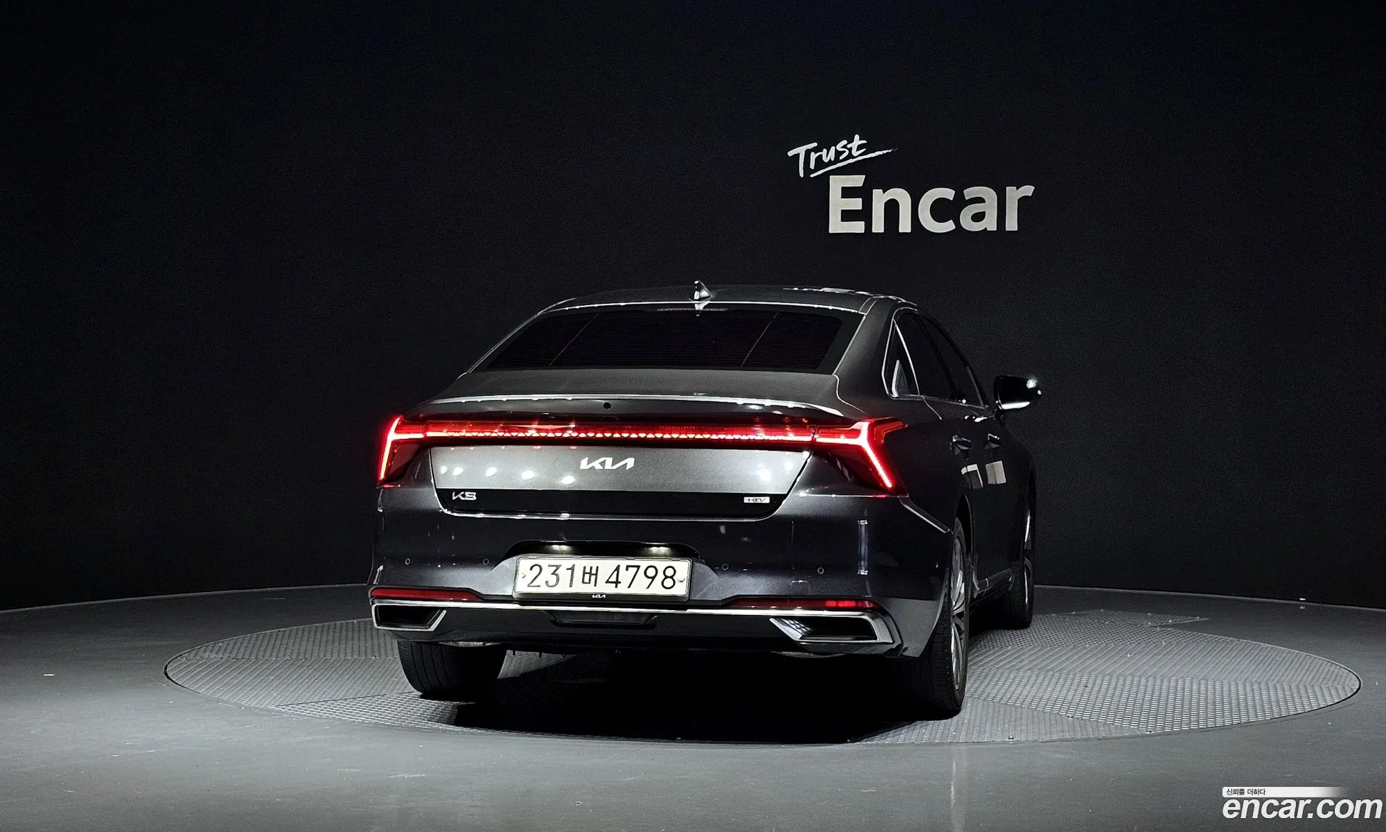 Kia K8 Hybrid 2022 — 11