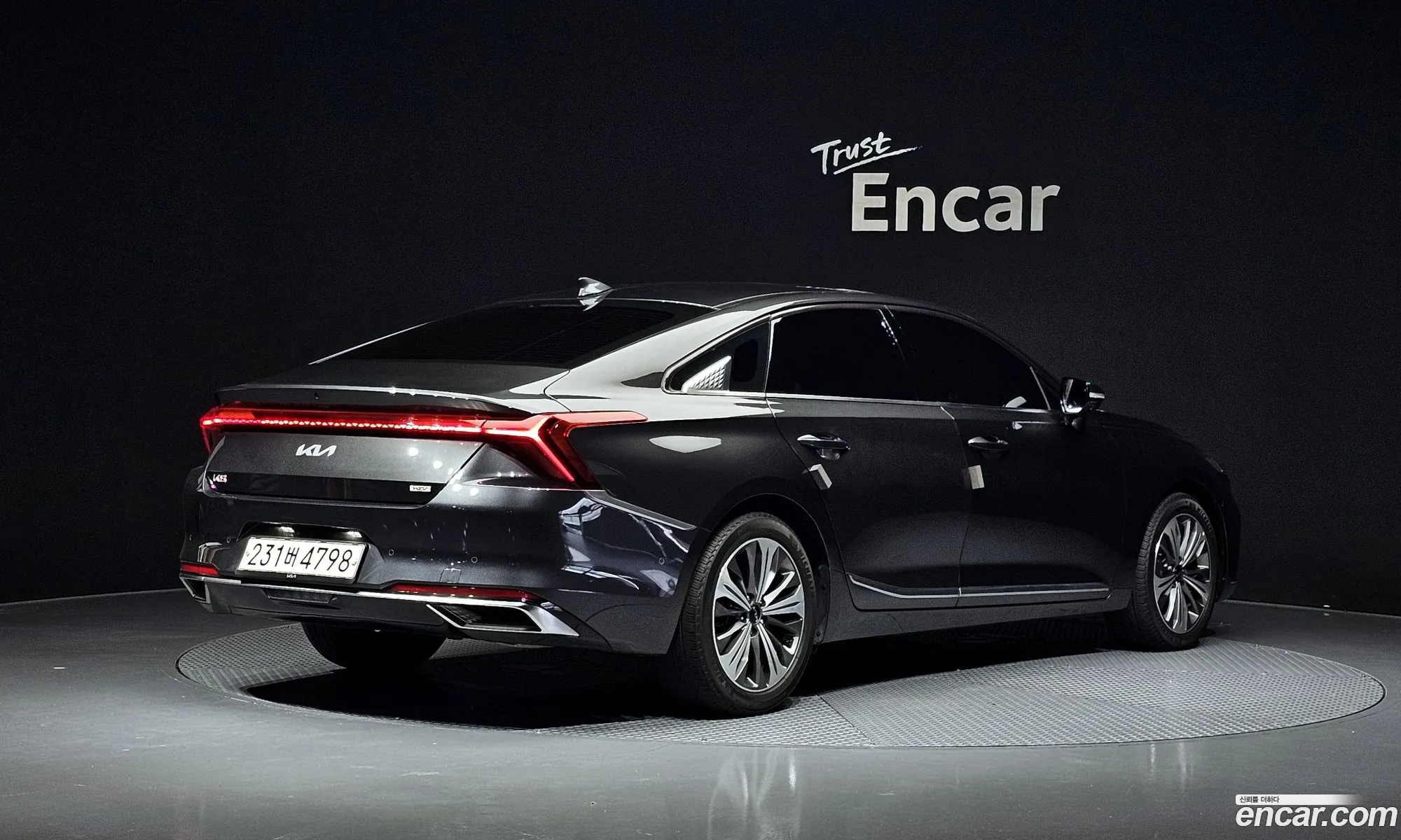 Kia K8 Hybrid 2022 — 14