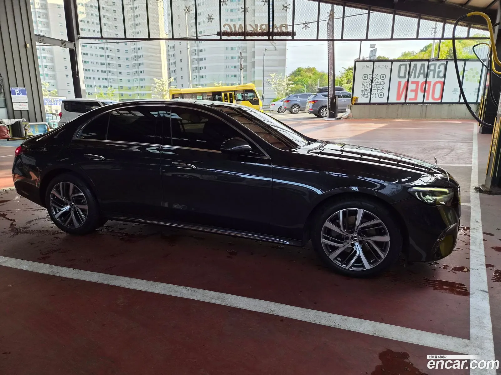 Mercedes-Benz E-Class W214 2024 — 6