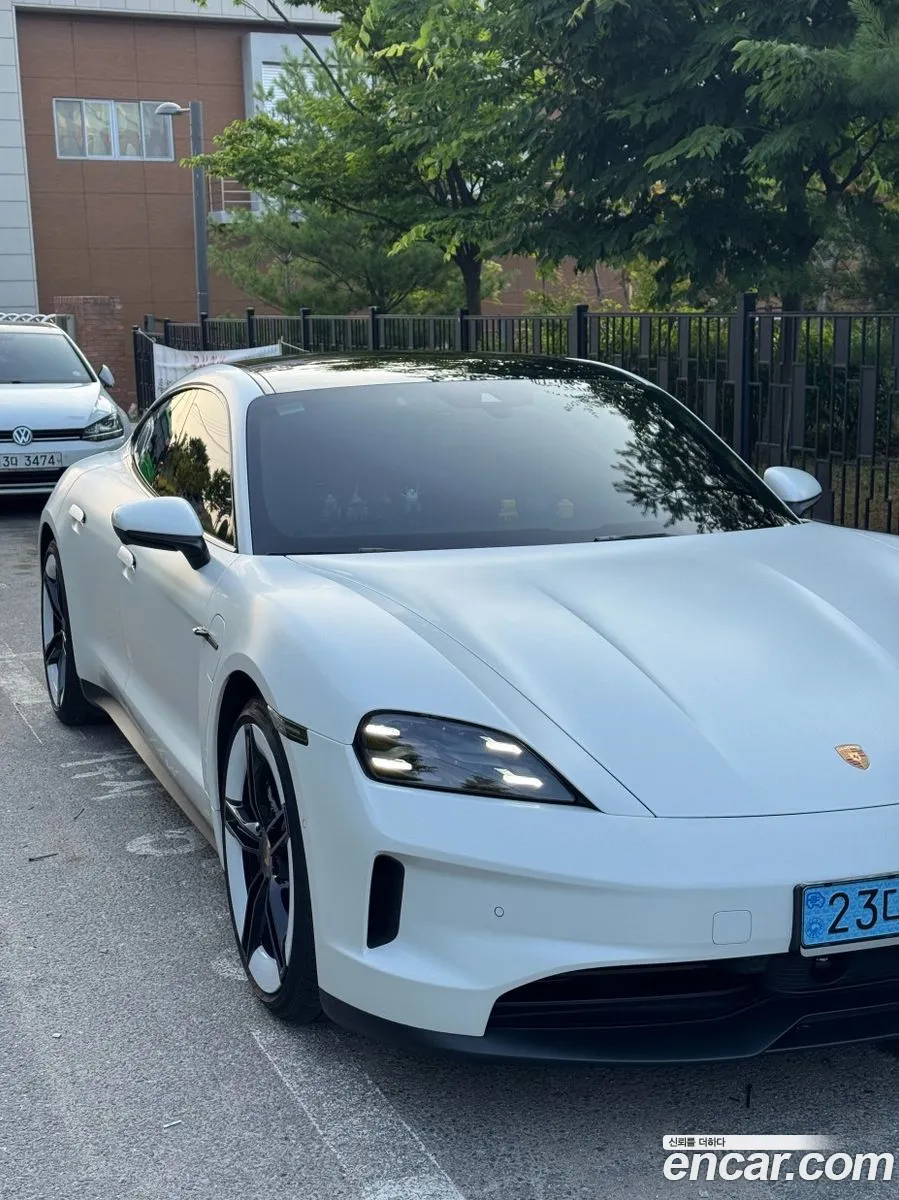 Porsche Taycan 2024 — 7