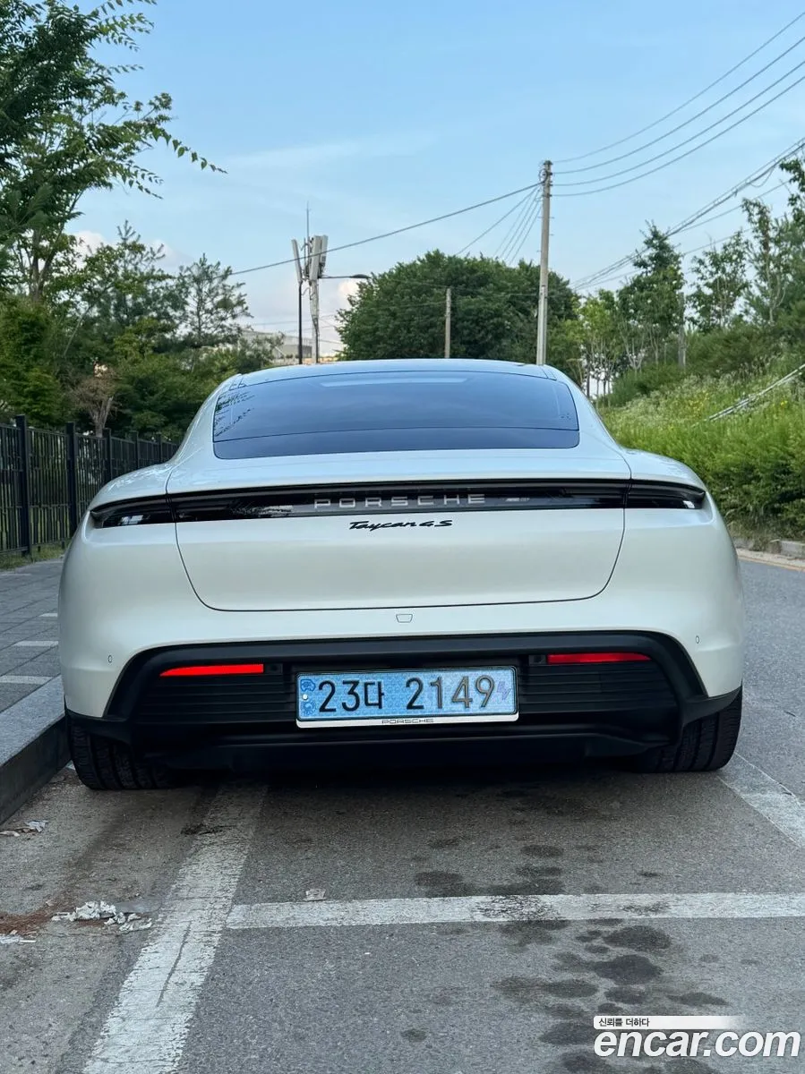 Porsche Taycan 2024 — 6