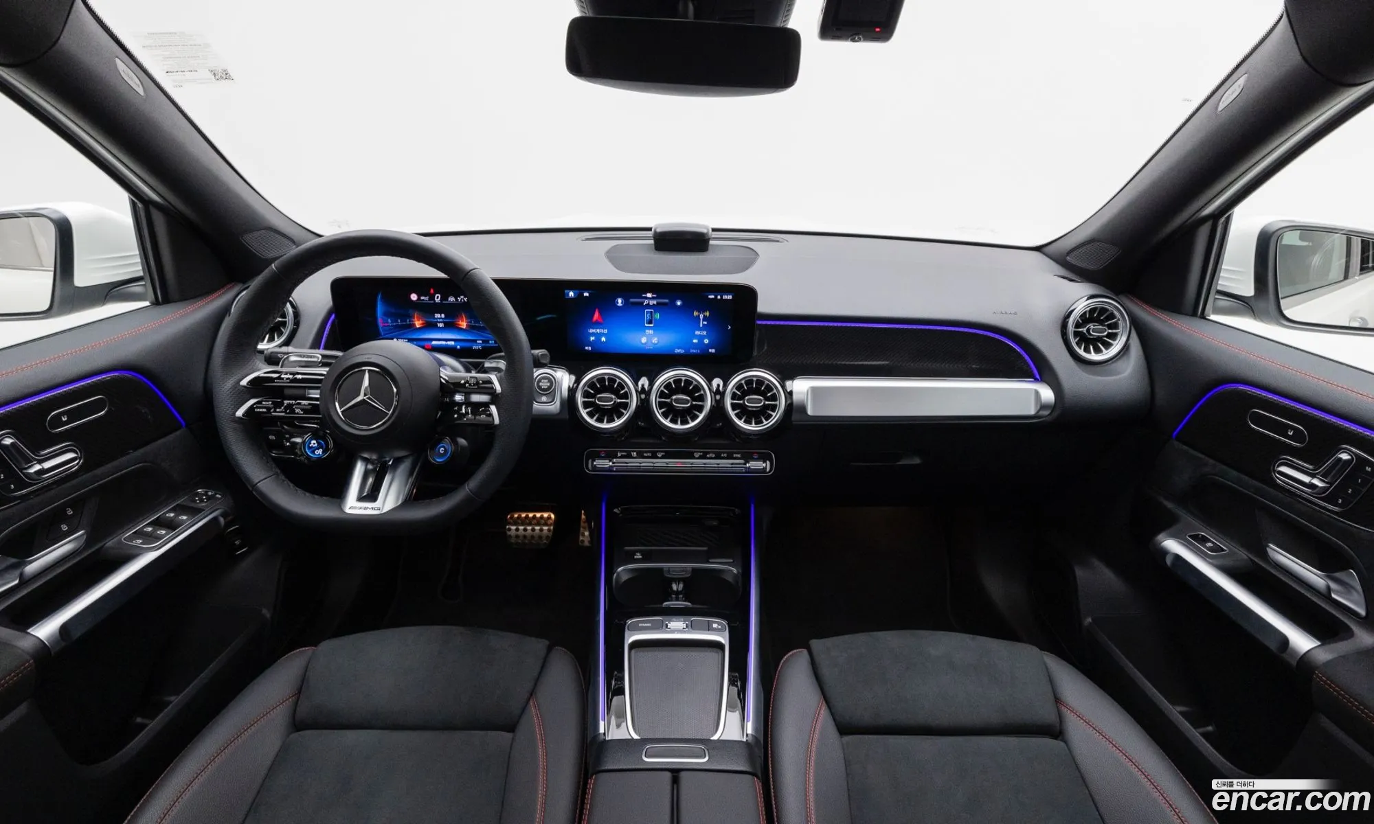 Mercedes-Benz GLB-Class X247 2025 — 19