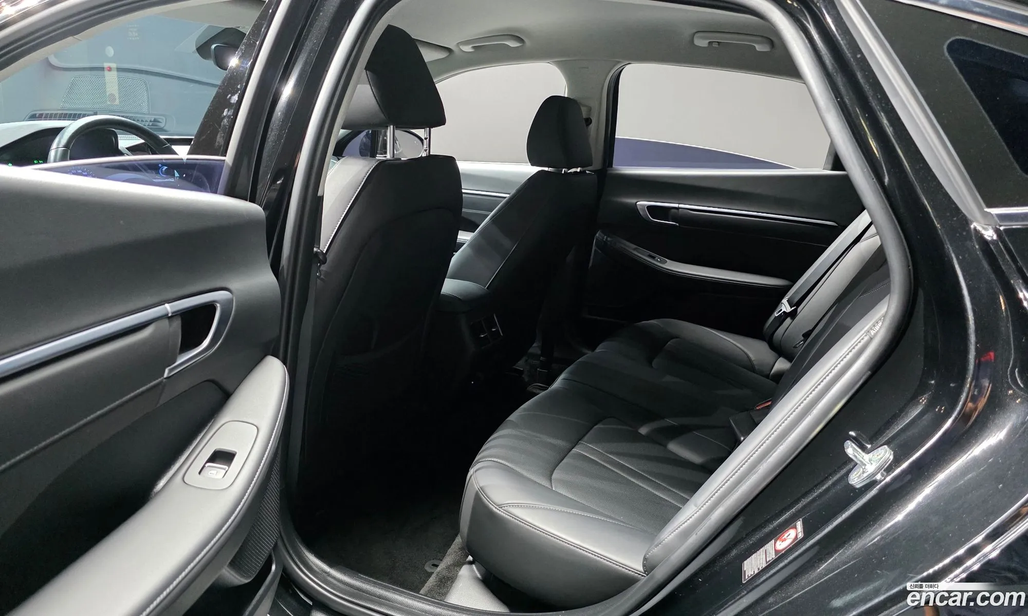 Hyundai Sonata 2022 — 27