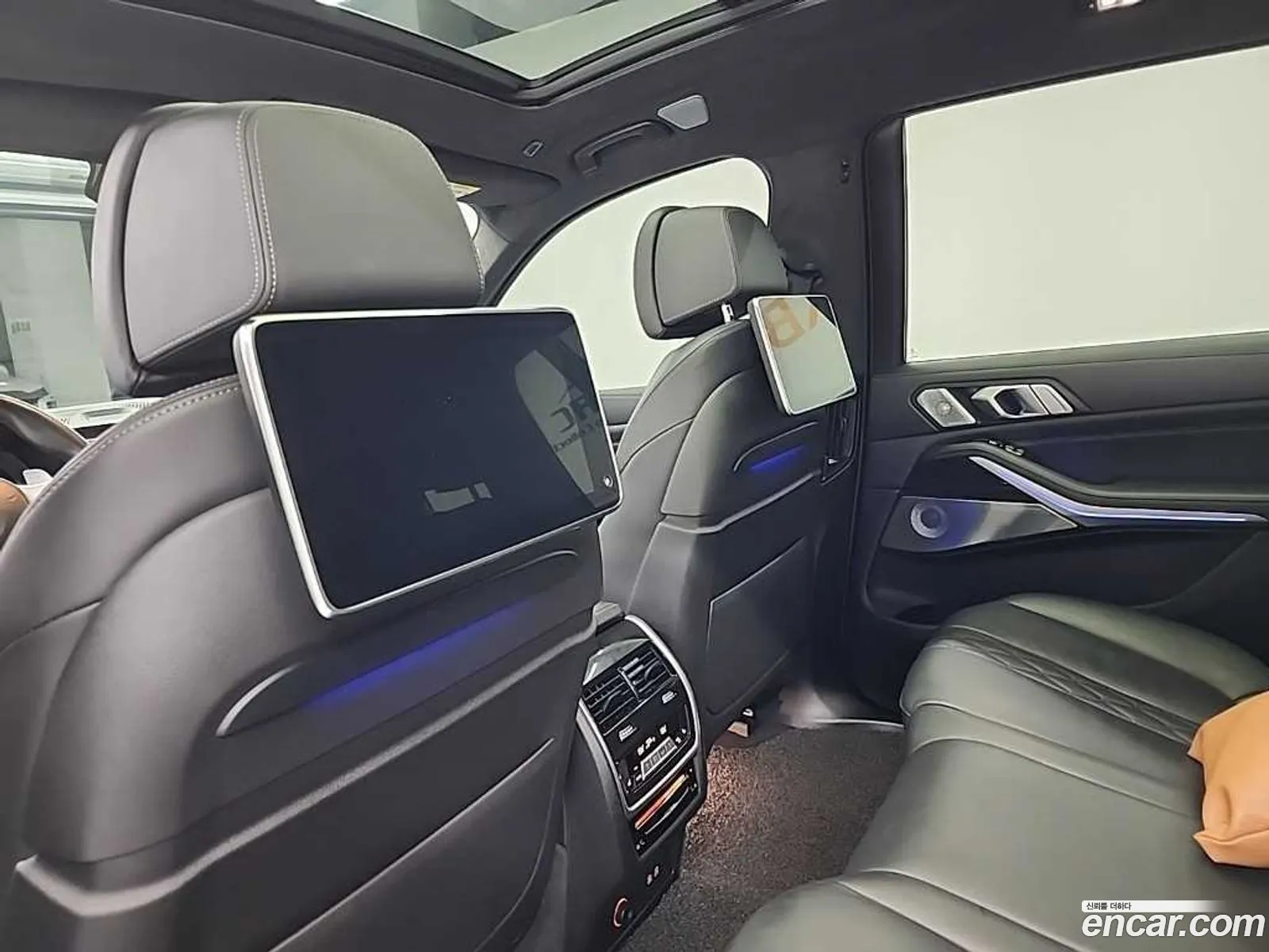 BMW X7 2021 — 10