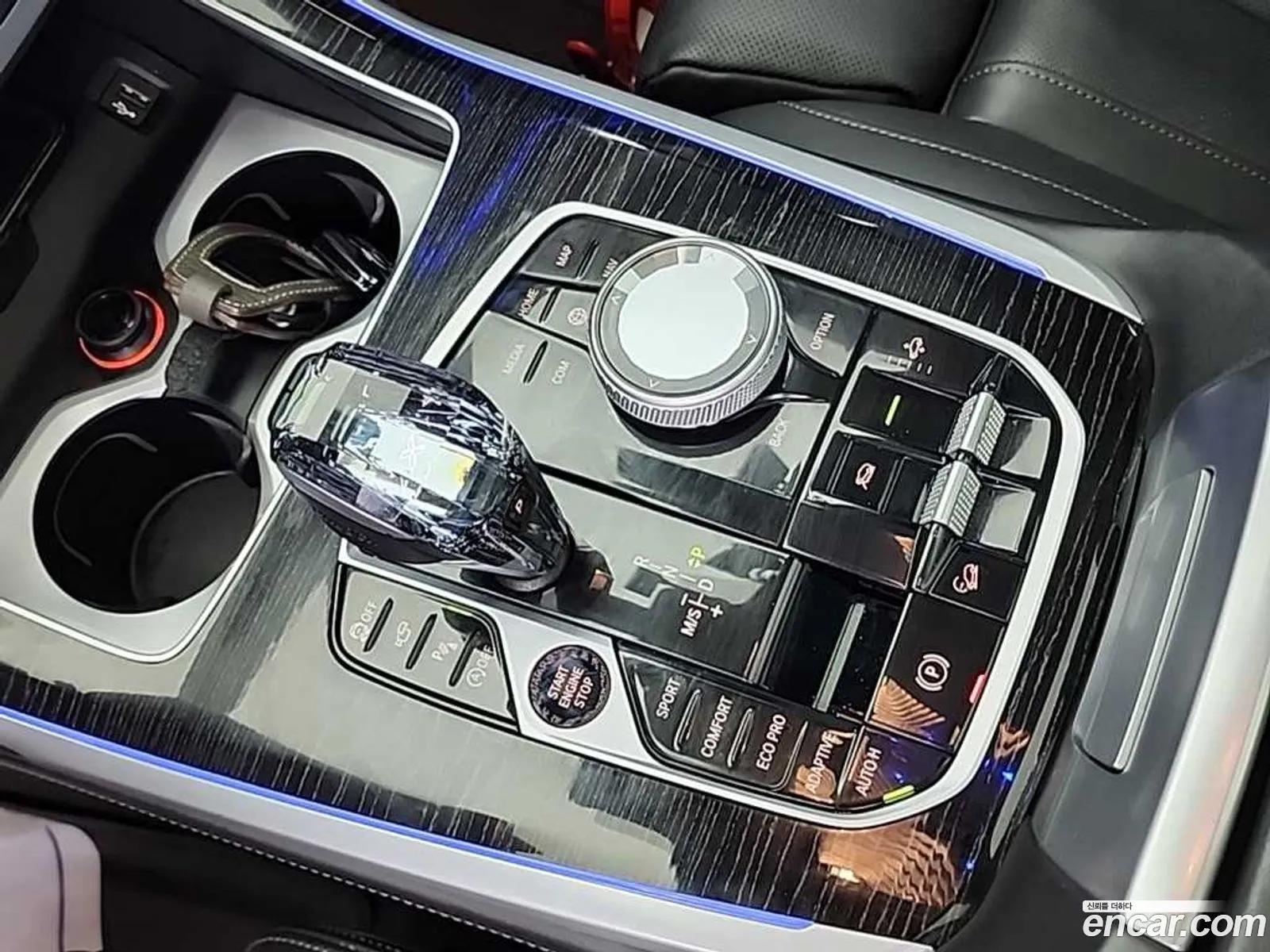 BMW X7 2021 — 7
