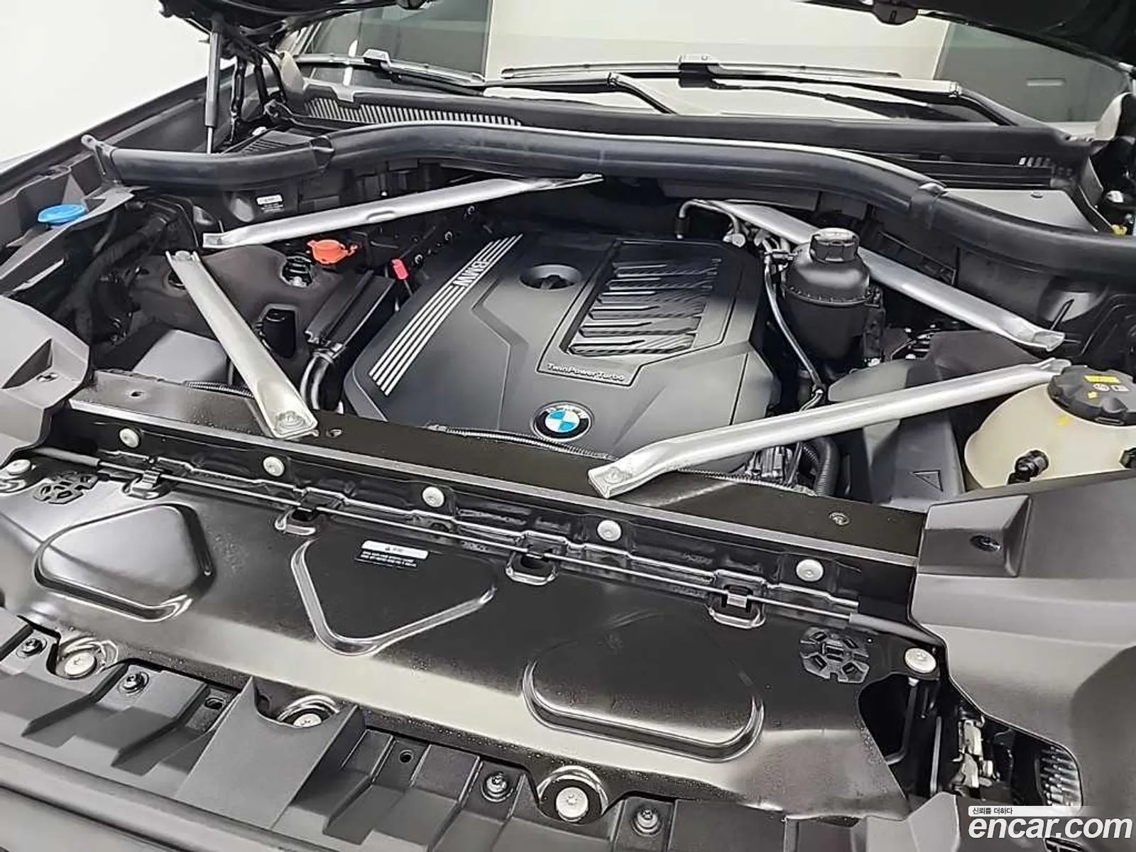 BMW X7 2021 — 14