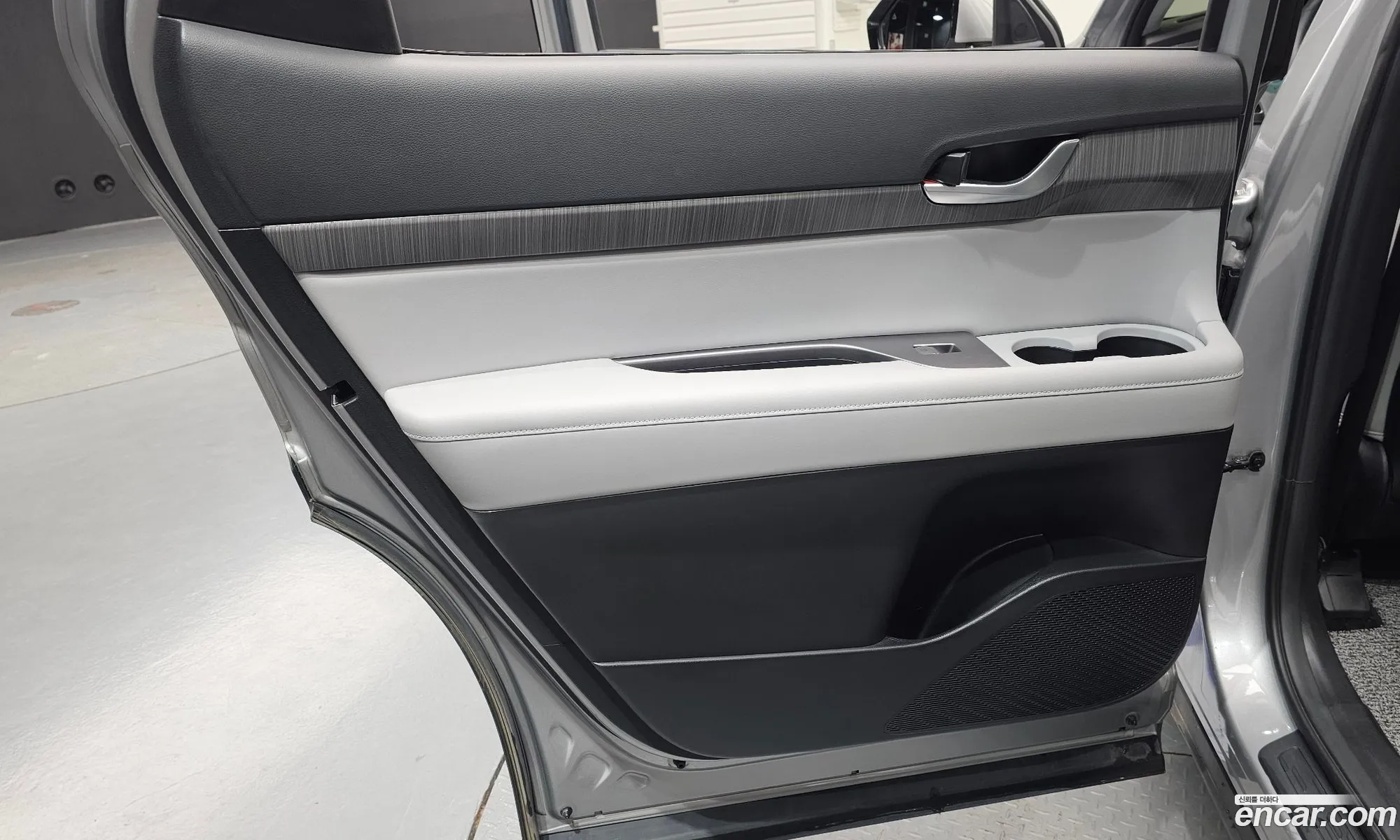 Hyundai Palisade 2023 — 17