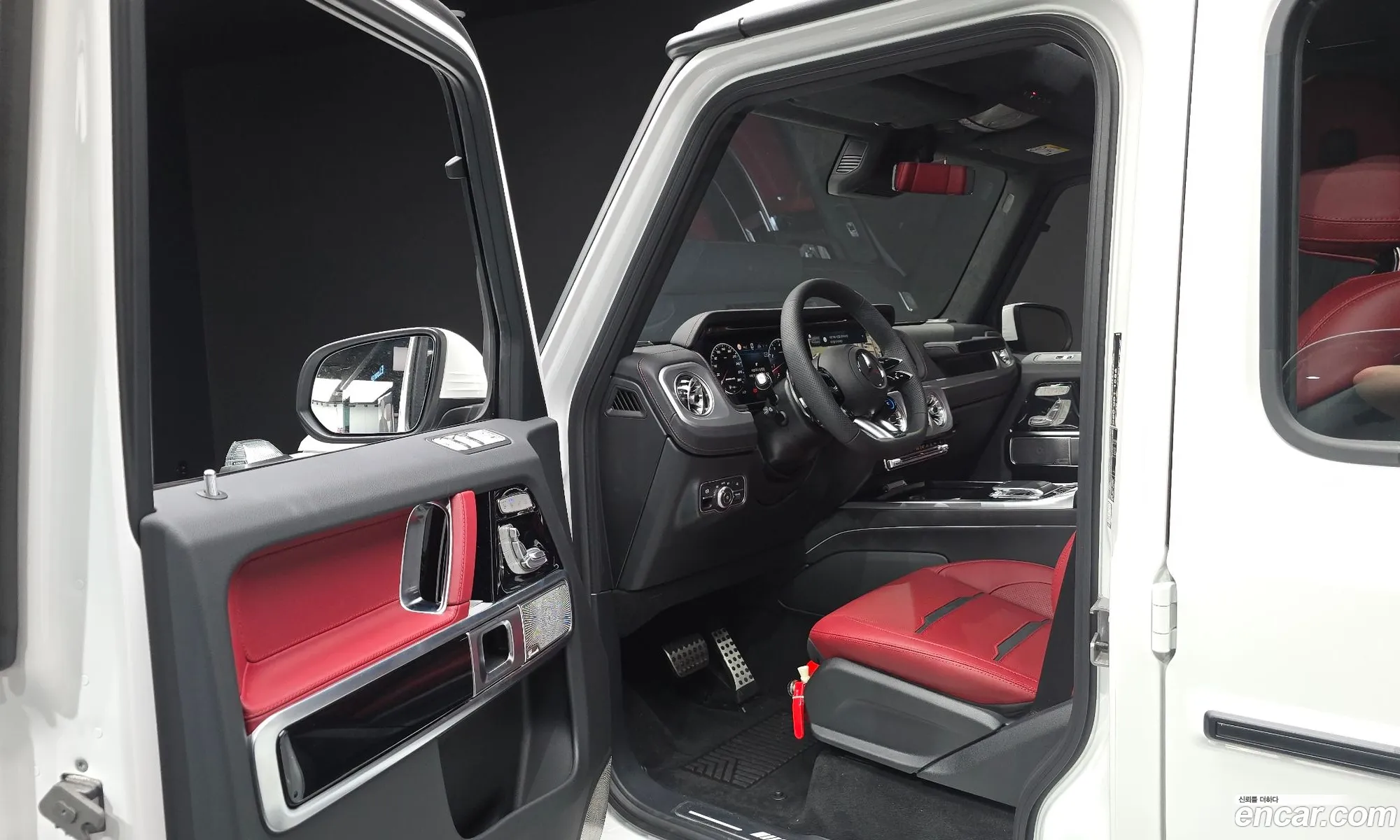 Mercedes-Benz G-Class W465 2026 — 16