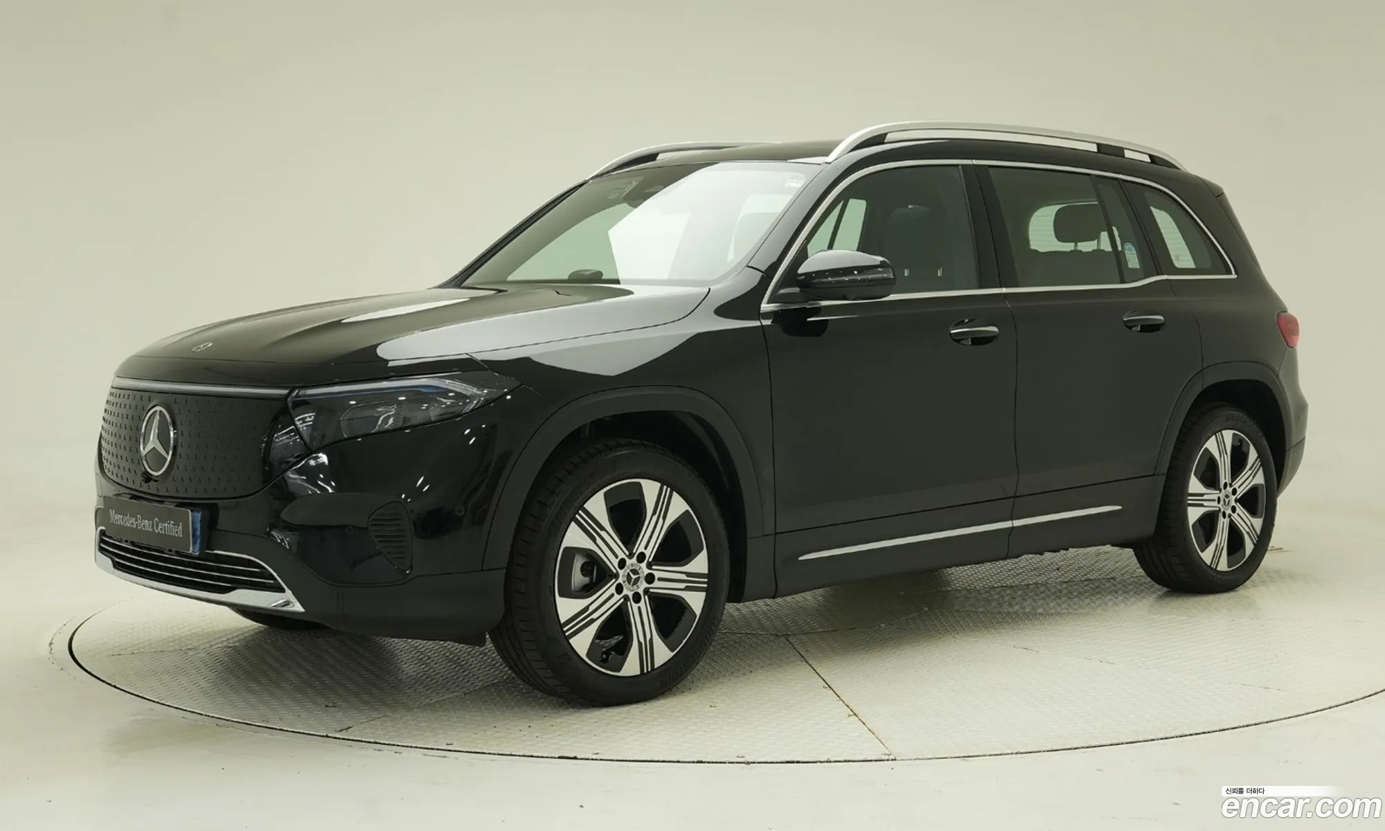 Mercedes-Benz EQB X243 2025 — 15
