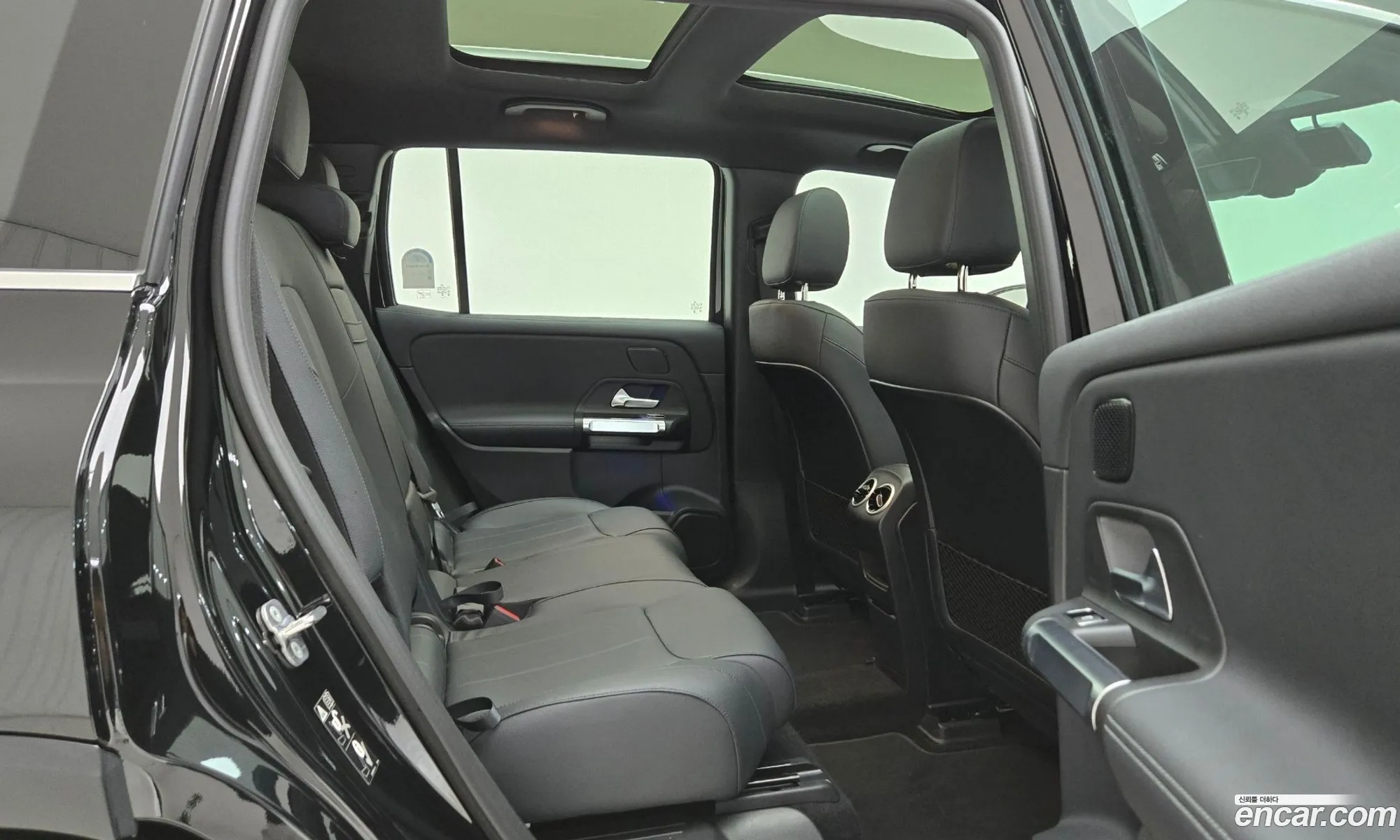 Mercedes-Benz EQB X243 2025 — 3