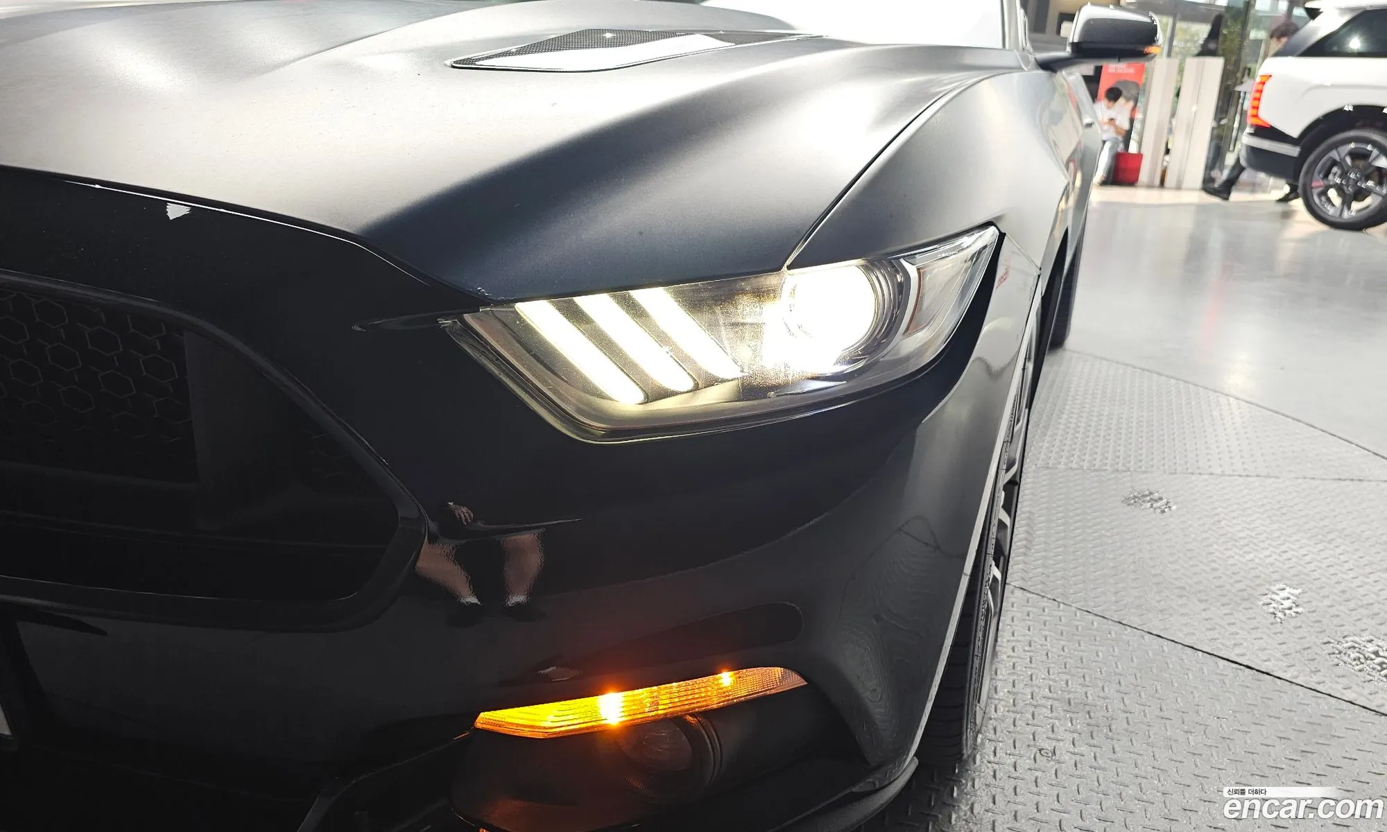Ford Mustang 2017 — 11
