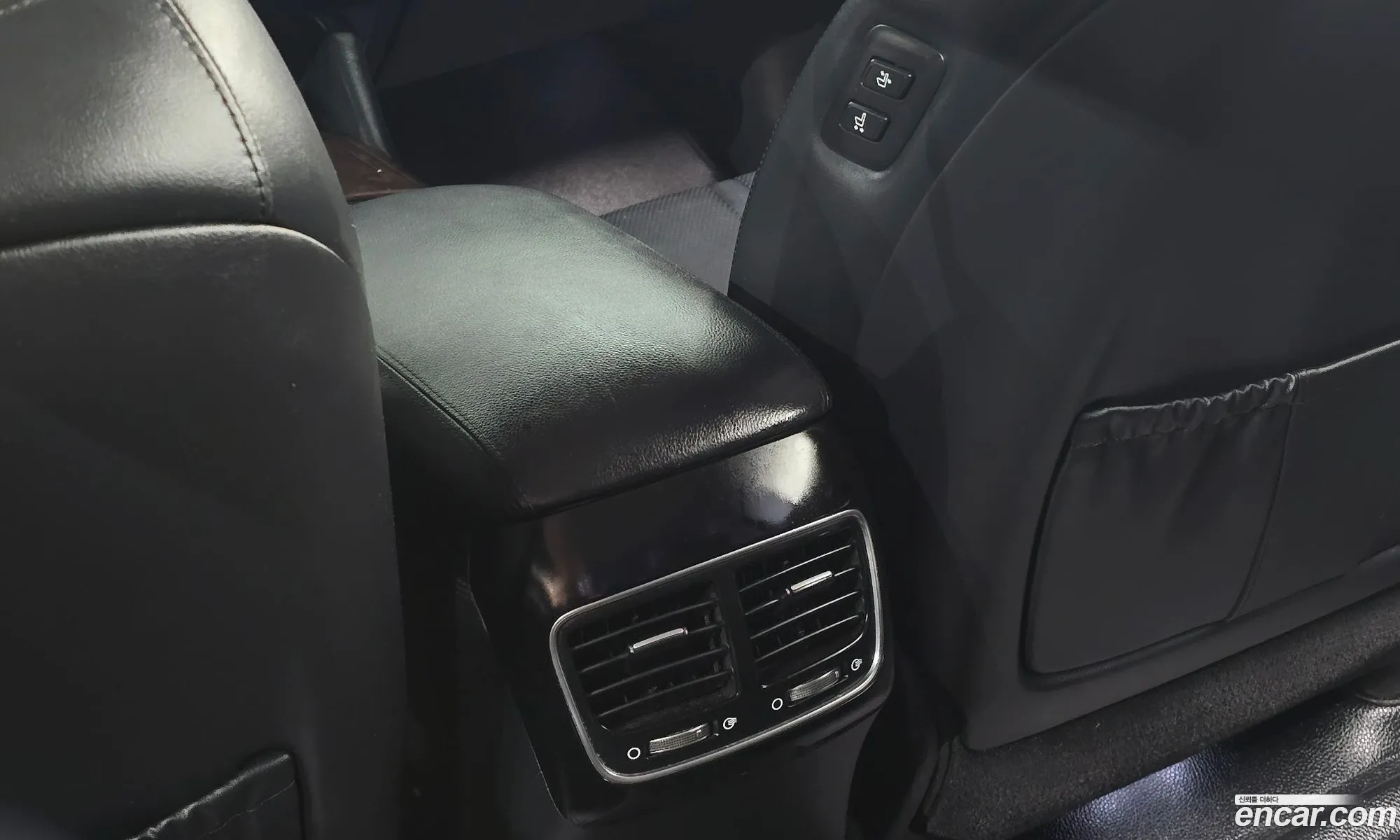 Kia K9 2012 — 10