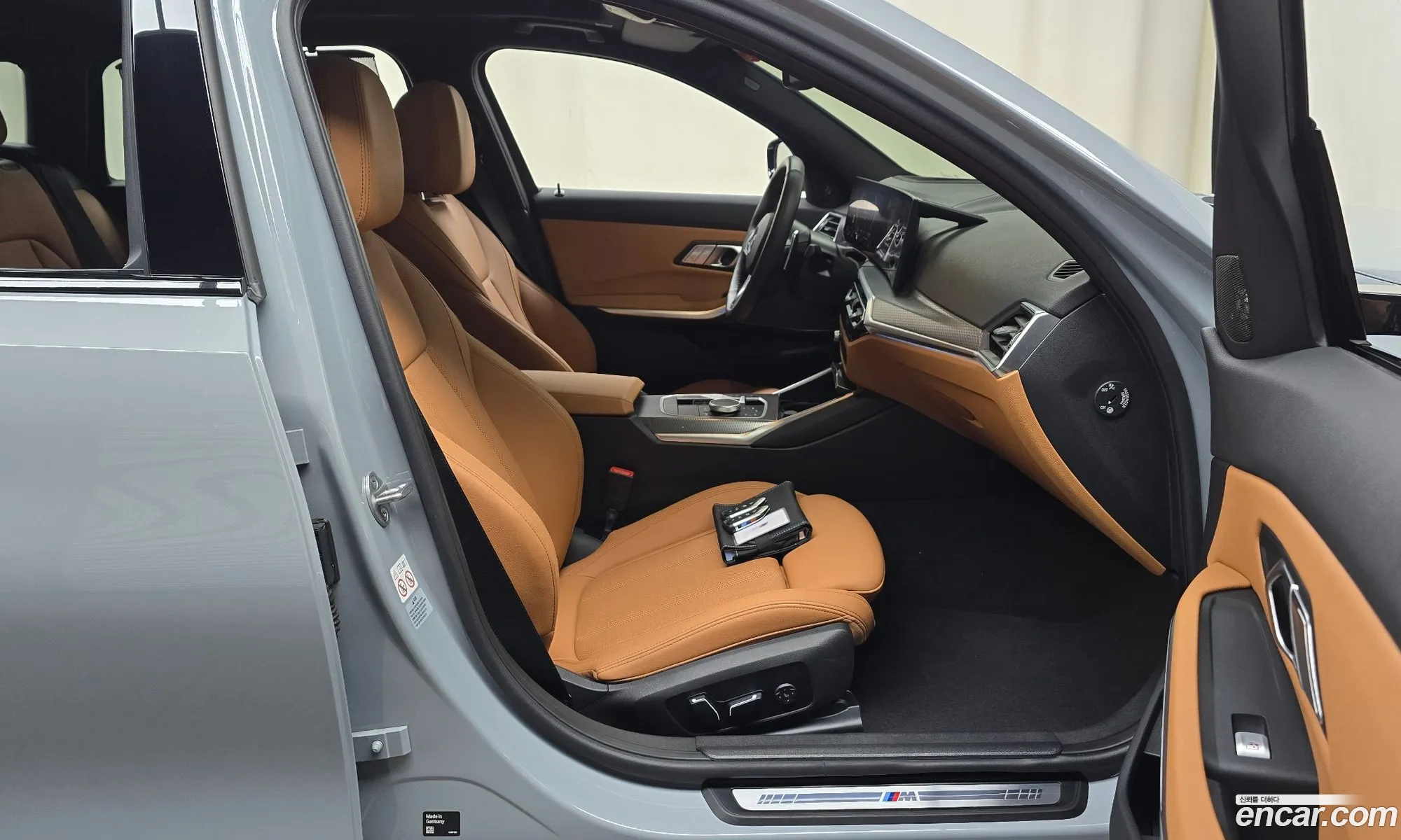 BMW 3 Series 2024 — 7